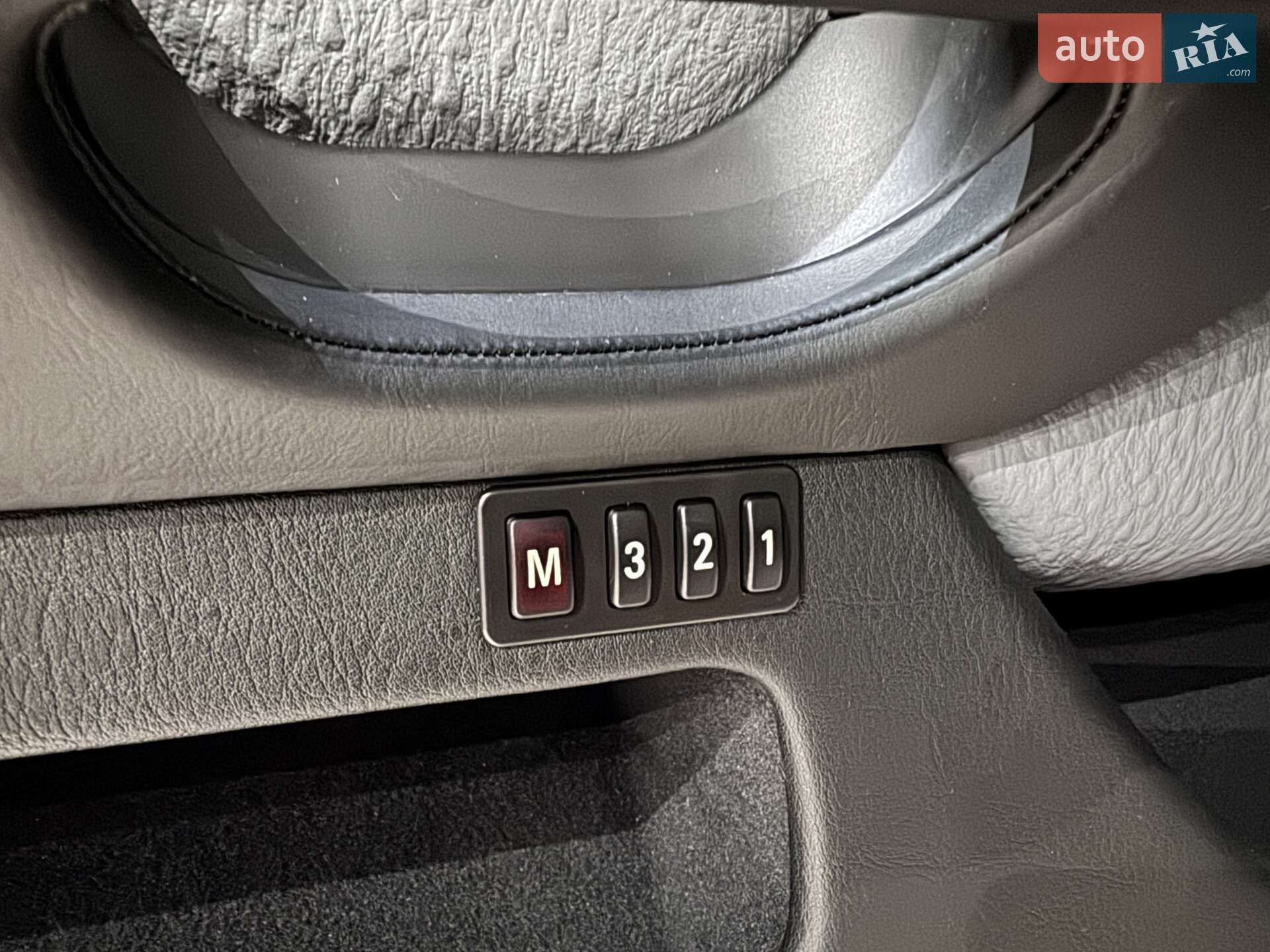 BMW M5 2002 VIN WBSDE93442CF91128 фото оголошення 97 з 100
