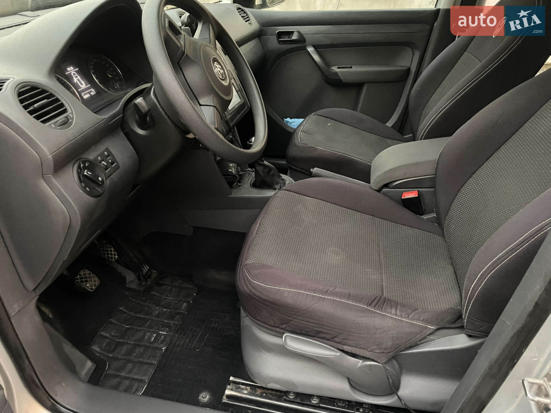 Volkswagen Caddy 2011 VIN WV2ZZZ2KZCX004208 фото оголошення 6 з 9