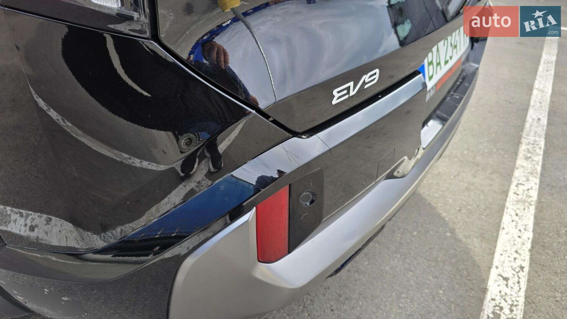 Kia EV9 2023 VIN KNDAEFS54R6026838 фото оголошення 19 з 113