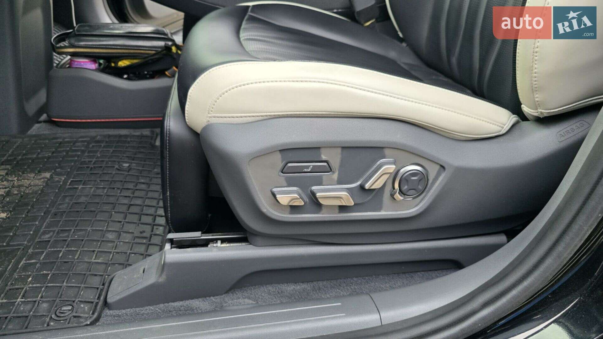 Kia EV9 2023 VIN KNDAEFS54R6026838 фото оголошення 107 з 113