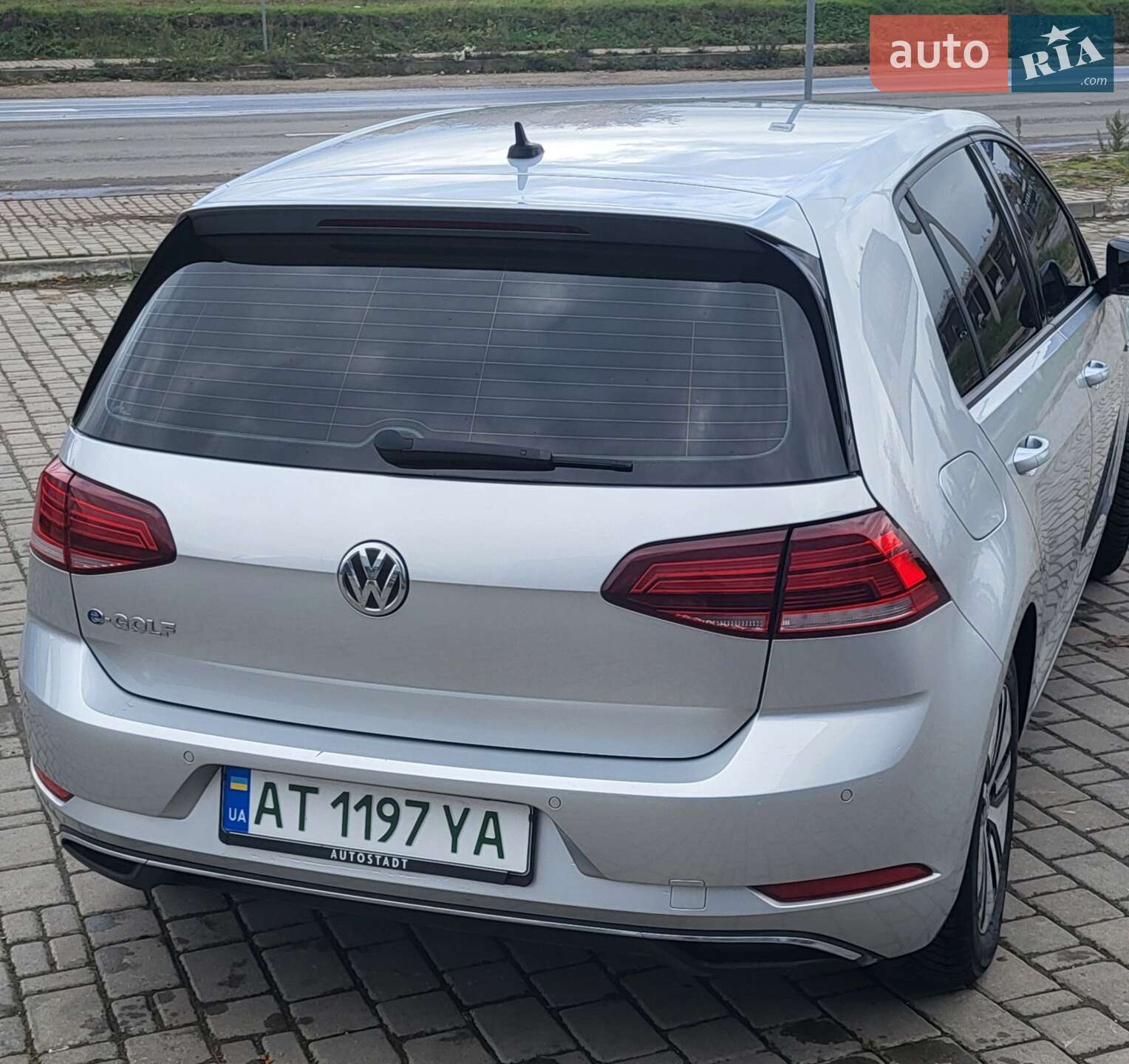 Volkswagen e-Golf 2020 VIN WVWZZZAUZLW920520 фото оголошення 7 з 13