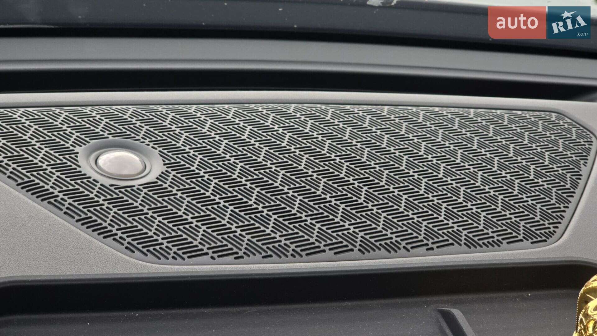 Kia EV9 2023 VIN KNDAEFS54R6026838 фото оголошення 98 з 113