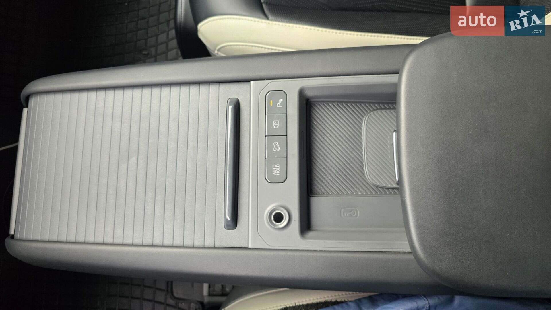 Kia EV9 2023 VIN KNDAEFS54R6026838 фото оголошення 60 з 113