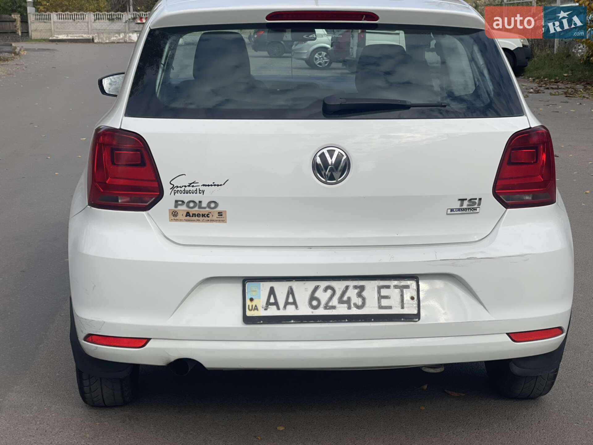 Volkswagen Polo 2016 VIN WVWZZZ6RZGY134808 фото оголошення 10 з 16