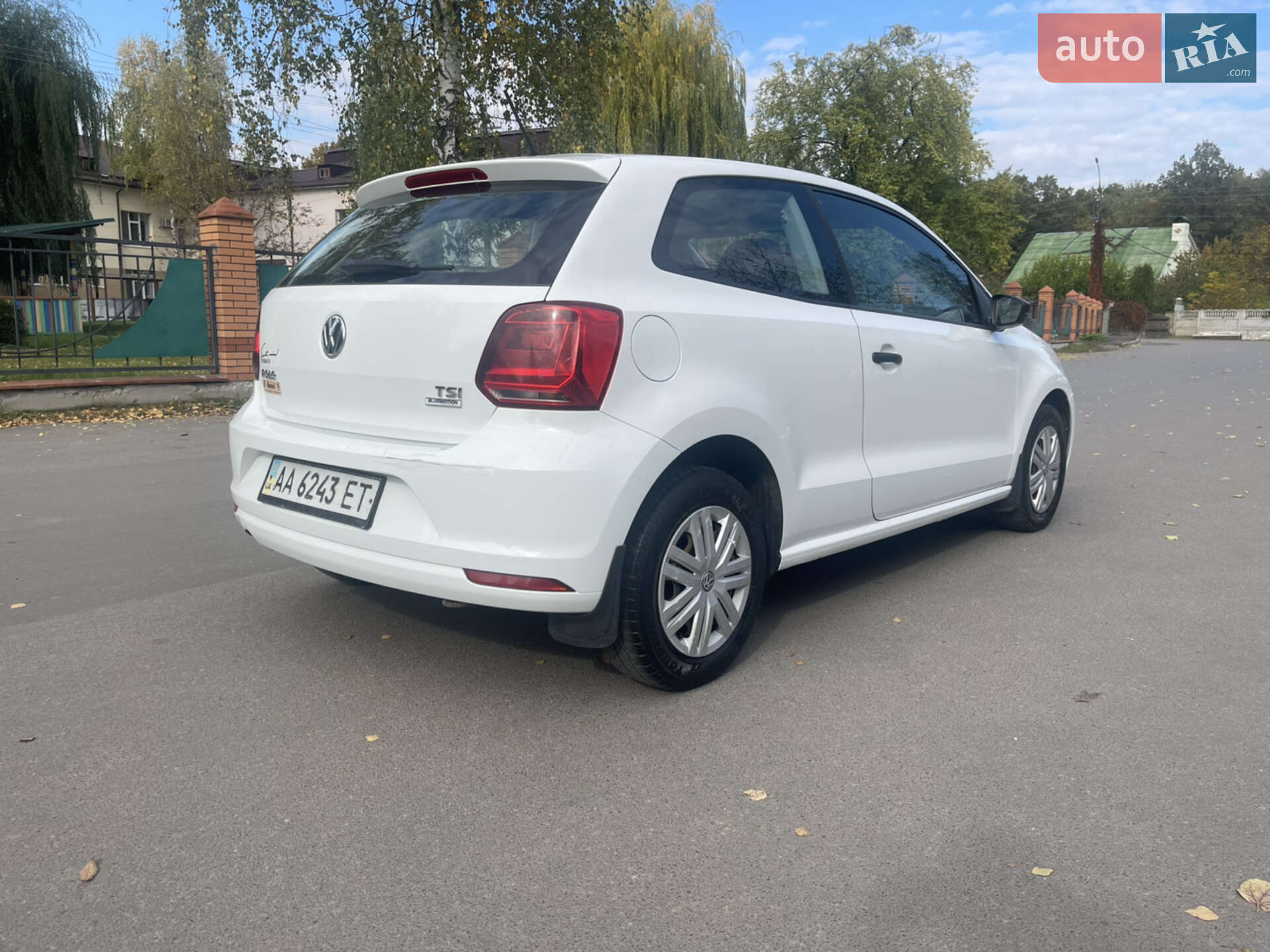 Volkswagen Polo 2016 VIN WVWZZZ6RZGY134808 фото оголошення 9 з 16