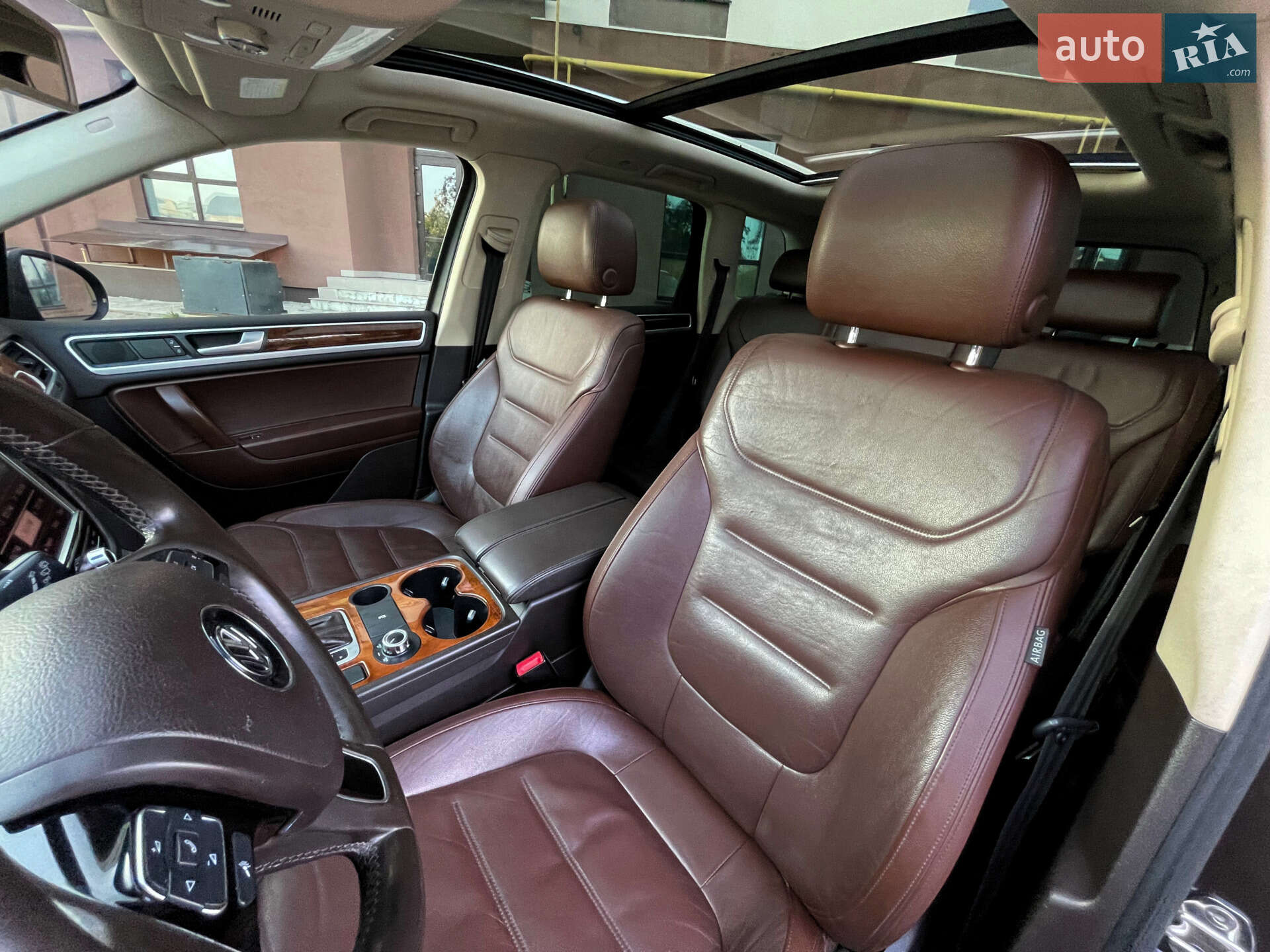 Volkswagen Touareg 2013 VIN WVGEF9BP9DD010667 фото оголошення 3 з 103