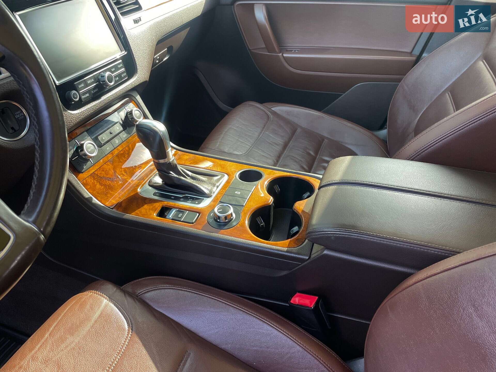 Volkswagen Touareg 2013 VIN WVGEF9BP9DD010667 фото оголошення 21 з 103
