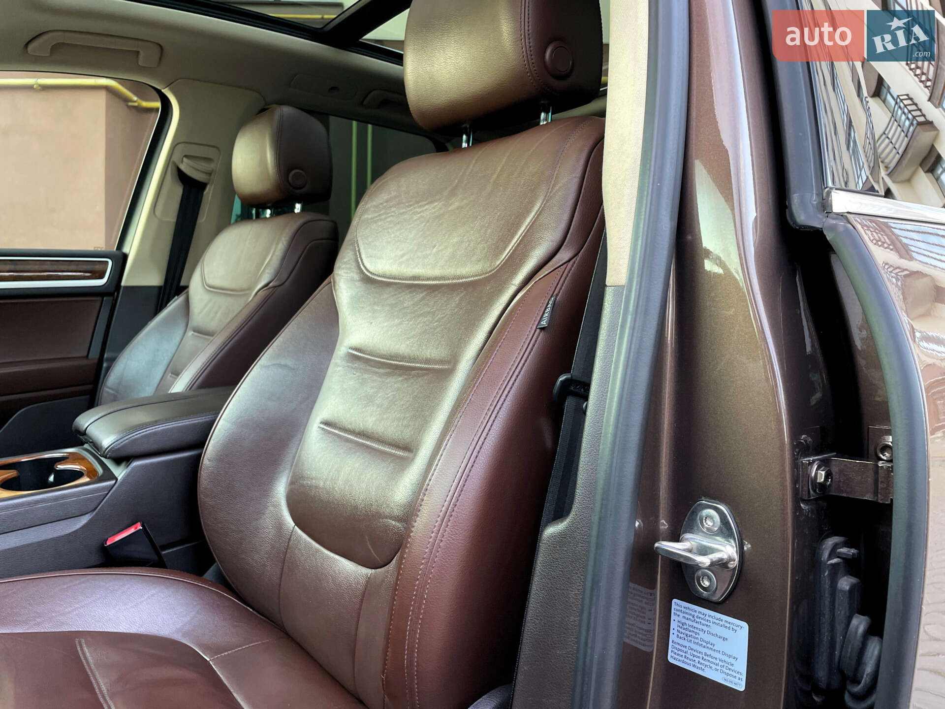 Volkswagen Touareg 2013 VIN WVGEF9BP9DD010667 фото оголошення 23 з 103