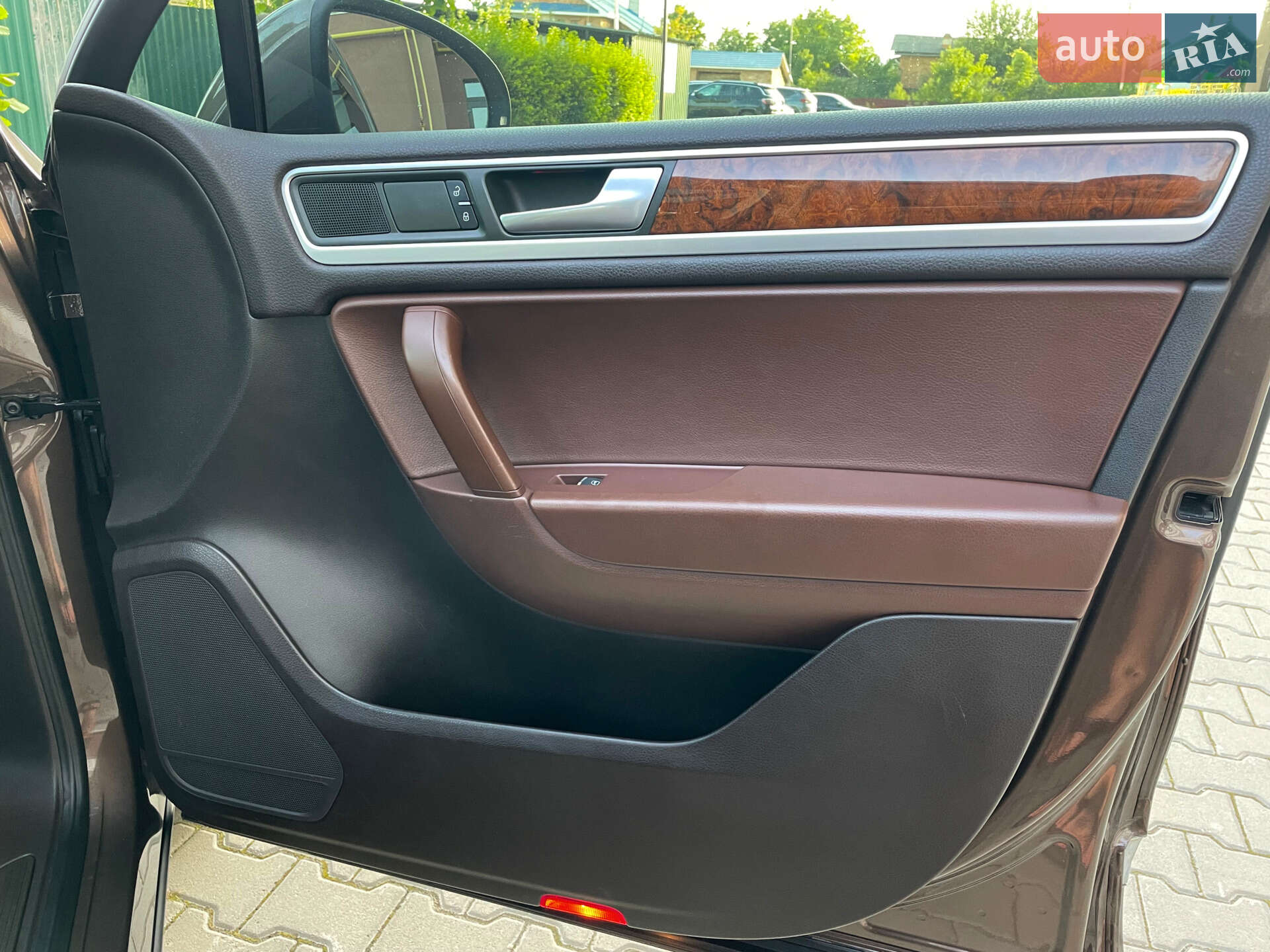 Volkswagen Touareg 2013 VIN WVGEF9BP9DD010667 фото оголошення 38 з 103