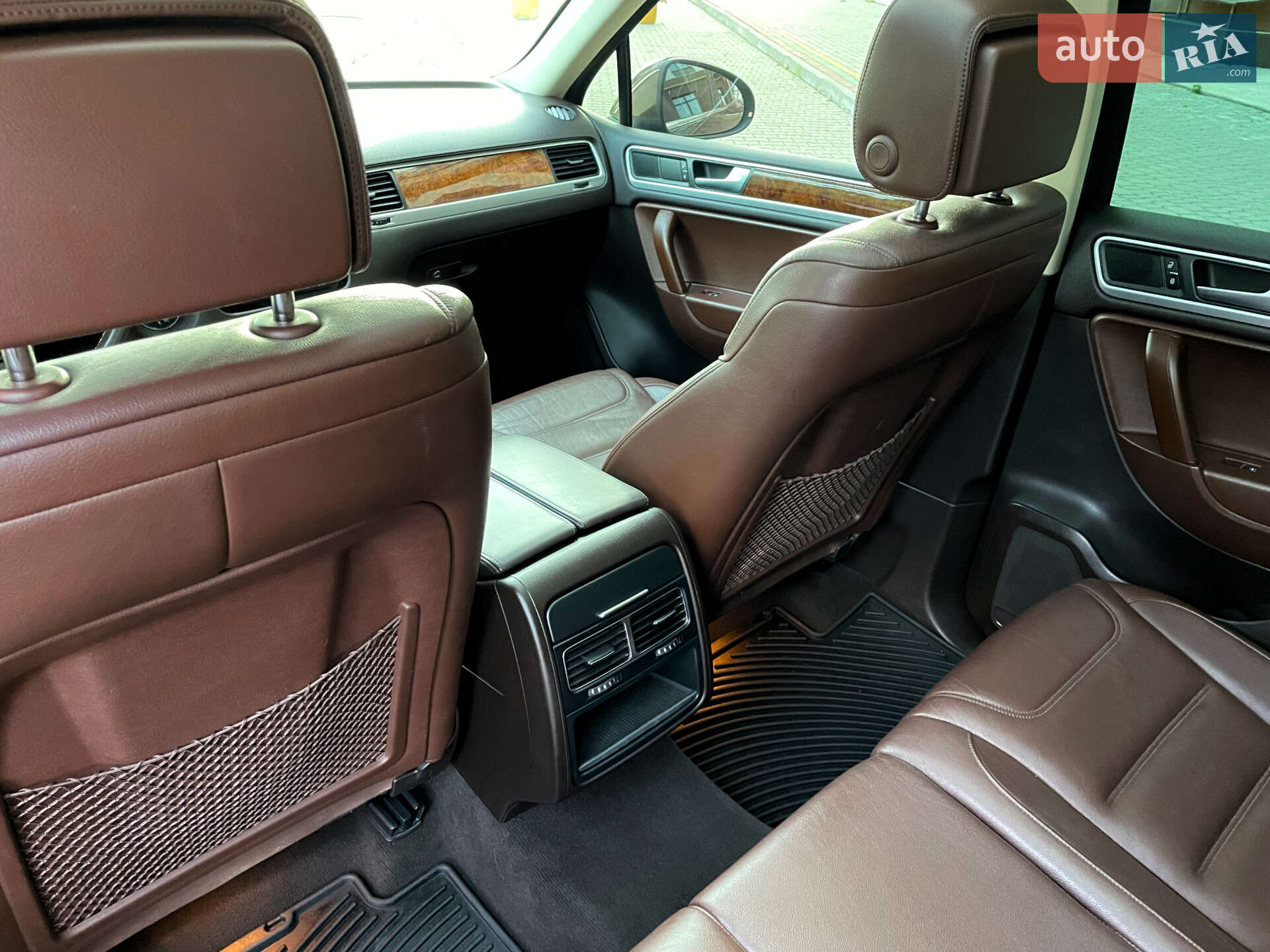 Volkswagen Touareg 2013 VIN WVGEF9BP9DD010667 фото оголошення 40 з 103