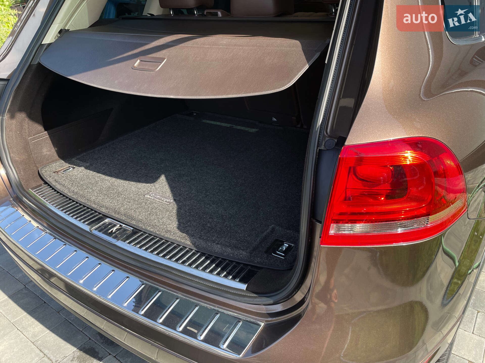 Volkswagen Touareg 2013 VIN WVGEF9BP9DD010667 фото оголошення 56 з 103