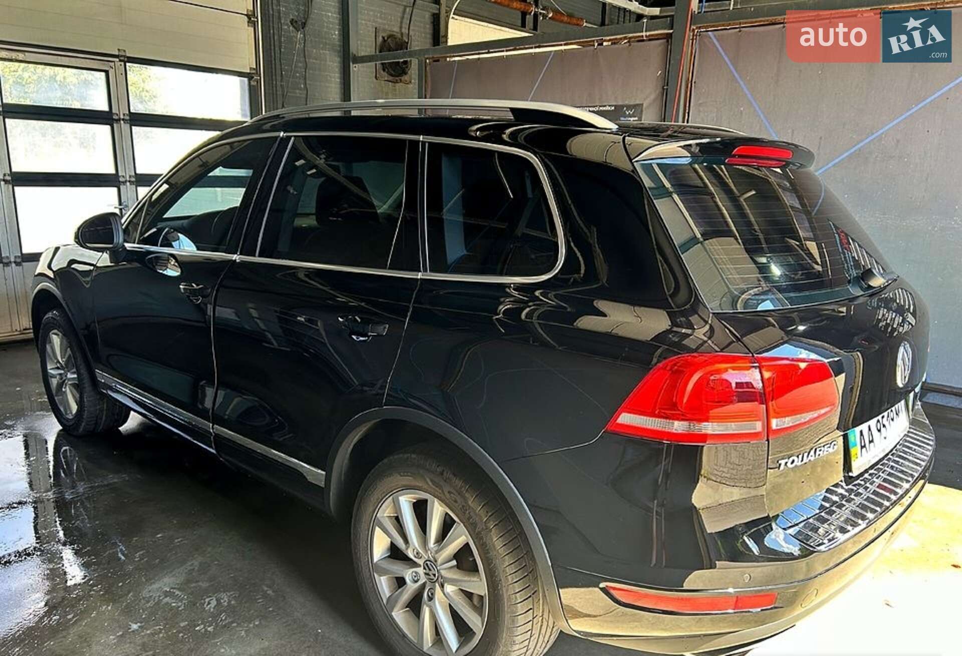 Volkswagen Touareg 2012 VIN WVGZZZ7PZDD010401 фото оголошення 3 з 8