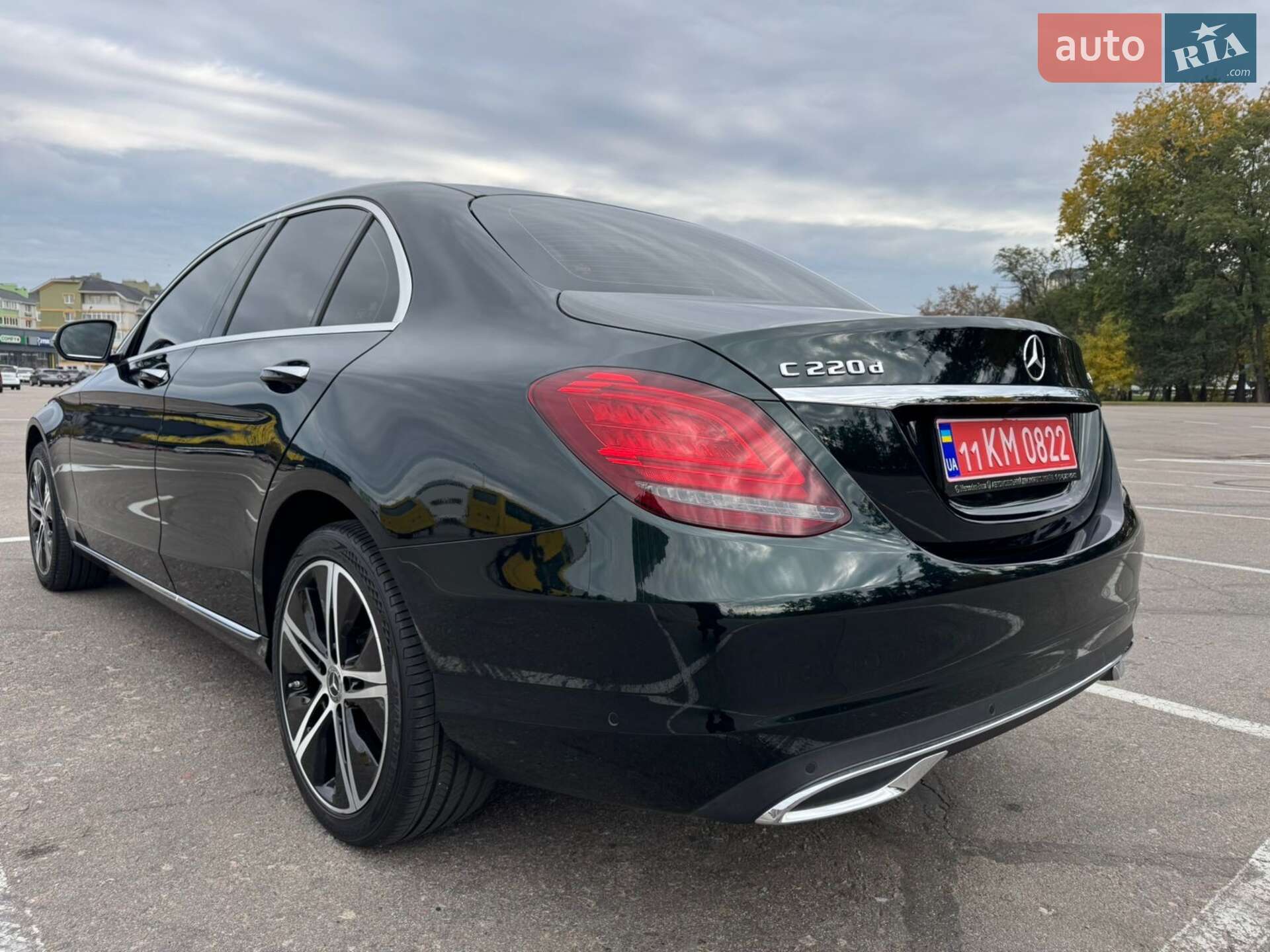 Mercedes-Benz C-Class 2019 VIN WDDWF1FB1KR437663 фото оголошення 7 з 45