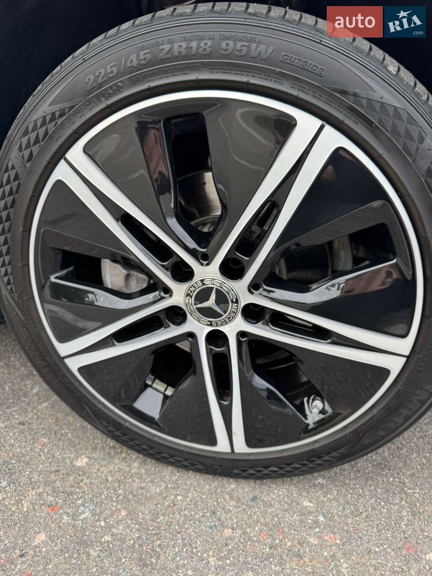 Mercedes-Benz C-Class 2019 VIN WDDWF1FB1KR437663 фото оголошення 26 з 45