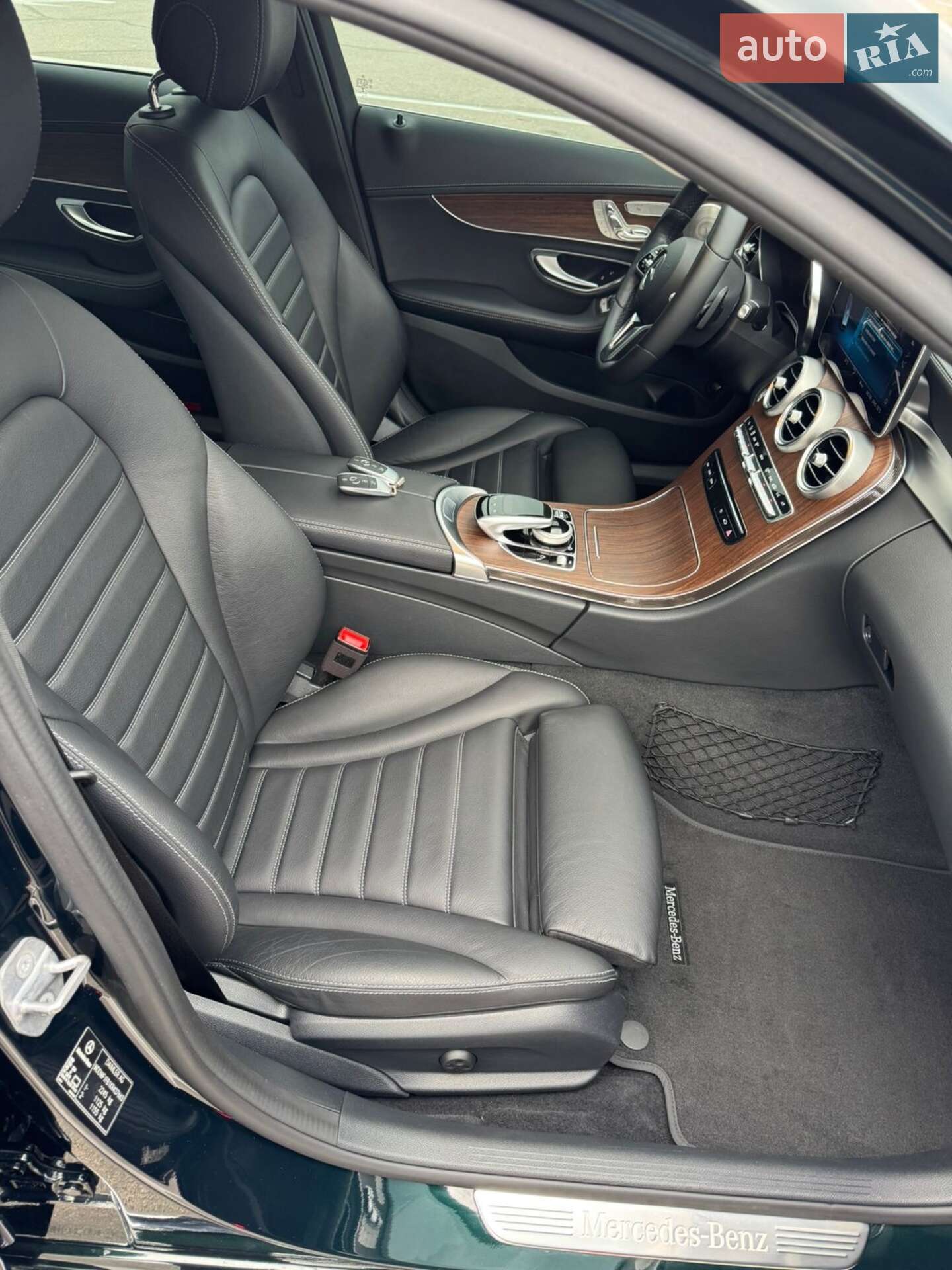 Mercedes-Benz C-Class 2019 VIN WDDWF1FB1KR437663 фото оголошення 40 з 45