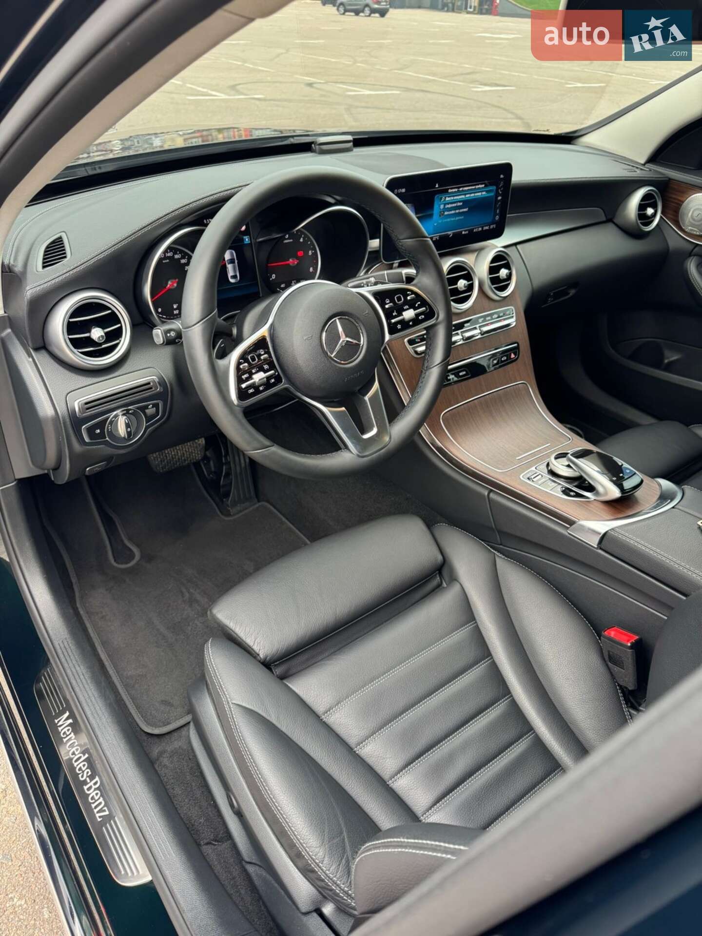 Mercedes-Benz C-Class 2019 VIN WDDWF1FB1KR437663 фото оголошення 44 з 45