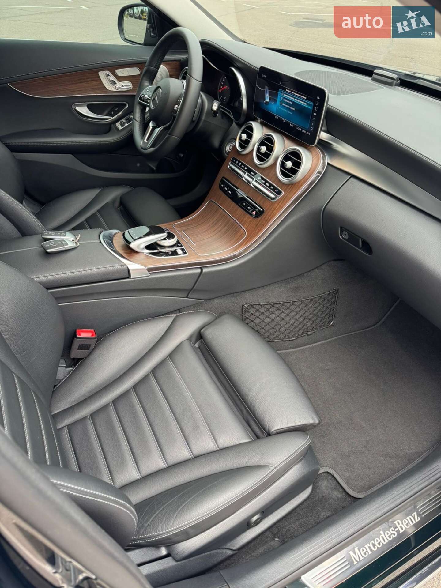 Mercedes-Benz C-Class 2019 VIN WDDWF1FB1KR437663 фото оголошення 45 з 45