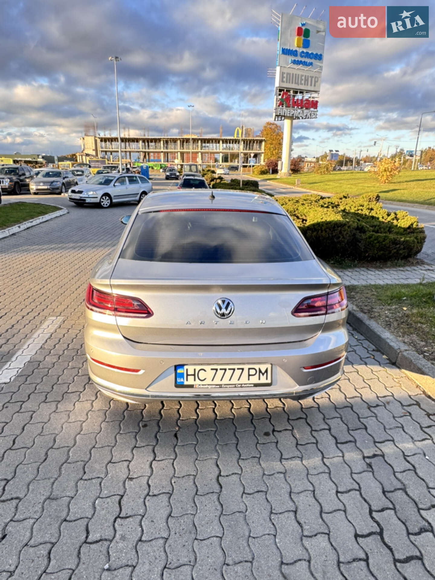 Volkswagen Arteon 2018 VIN WVWZZZ3HZJE517182 фото оголошення 5 з 20