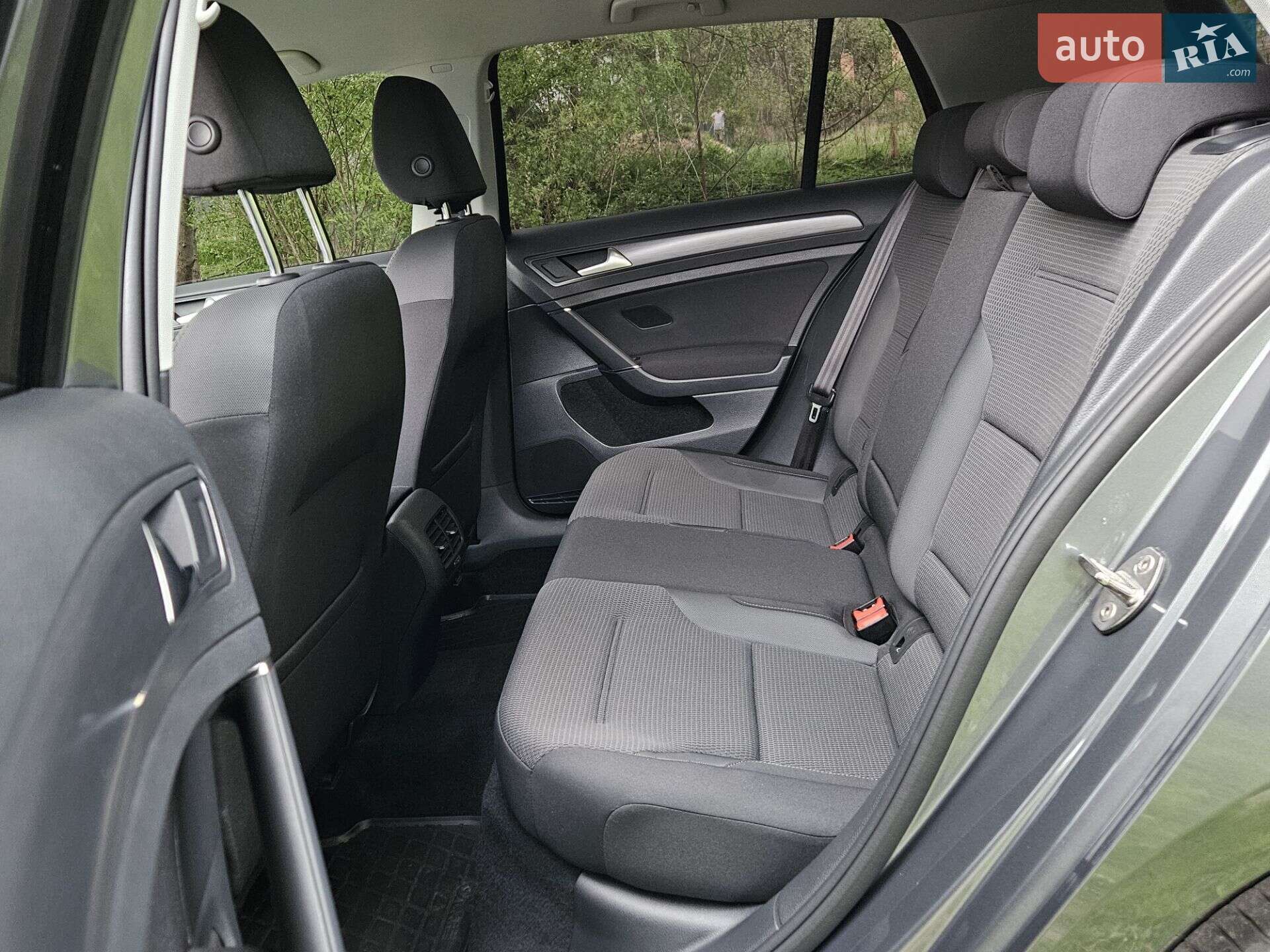 Volkswagen e-Golf 2020 VIN WVWZZZAUZL8908814 фото оголошення 13 з 27