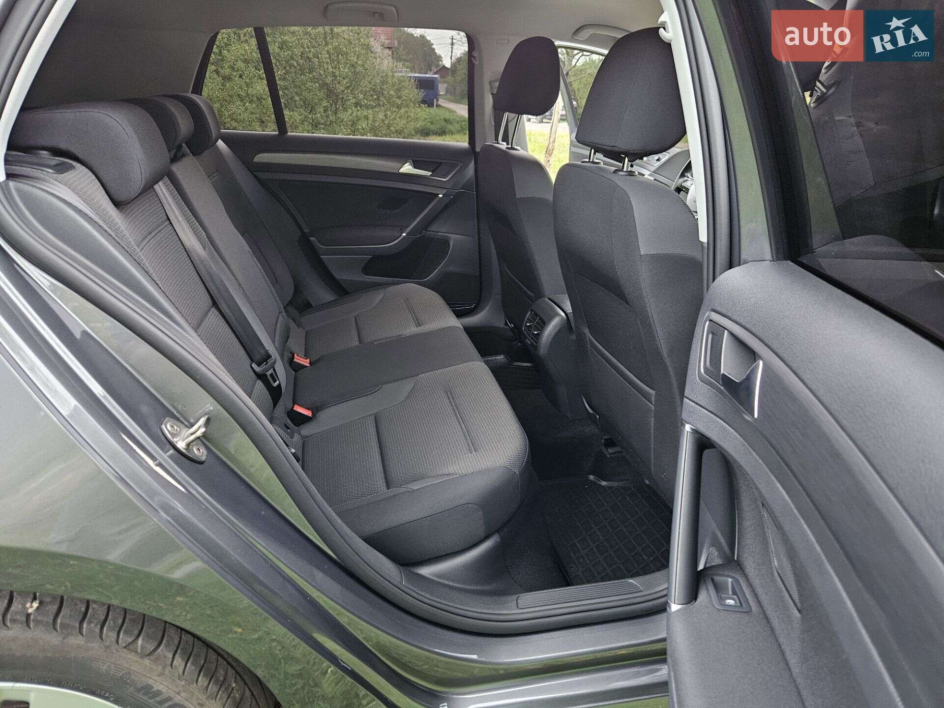 Volkswagen e-Golf 2020 VIN WVWZZZAUZL8908814 фото оголошення 14 з 27