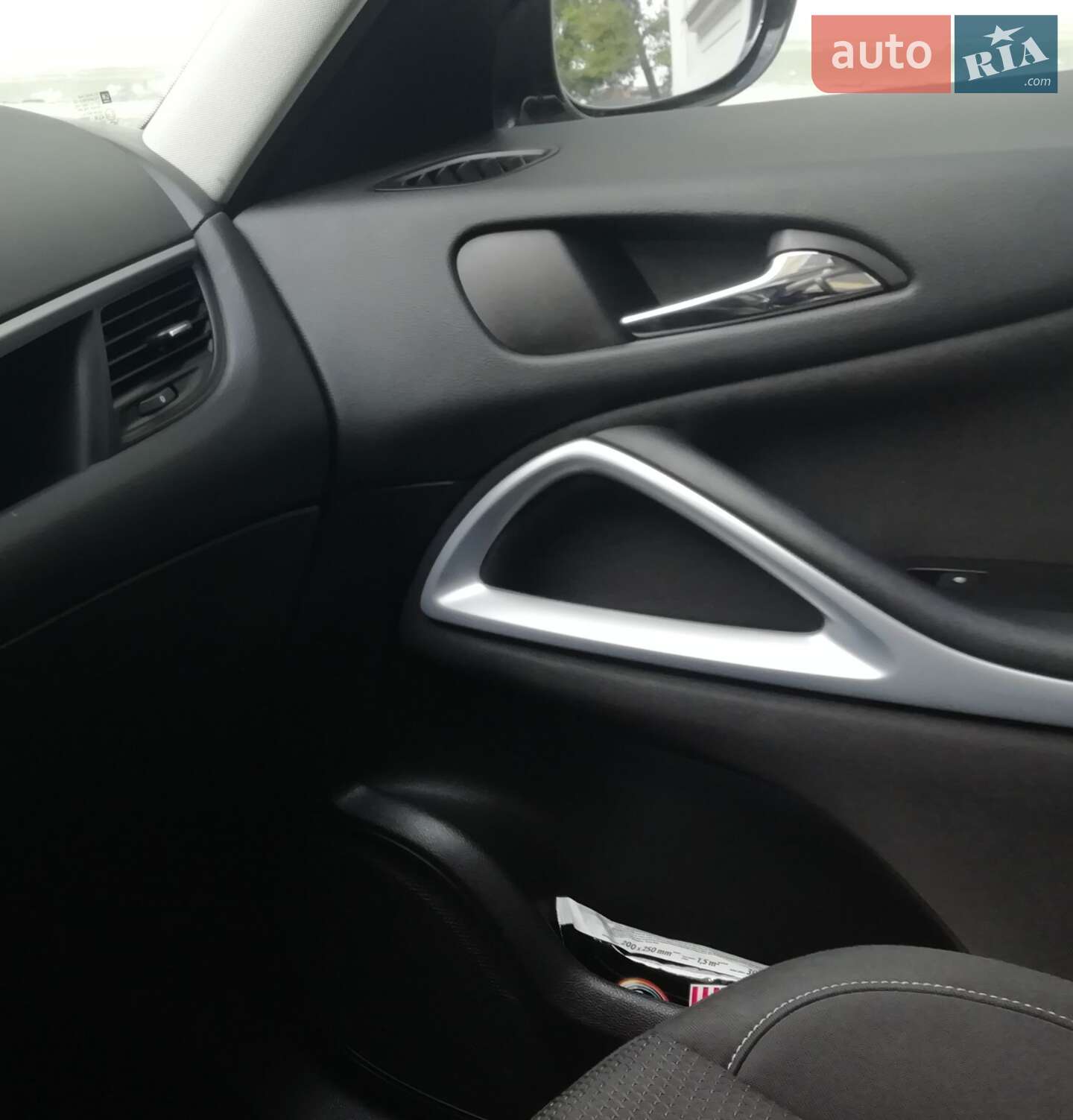 Opel Zafira Tourer 2018 VIN W0VPD9EBXJ1143847 фото оголошення 3 з 50