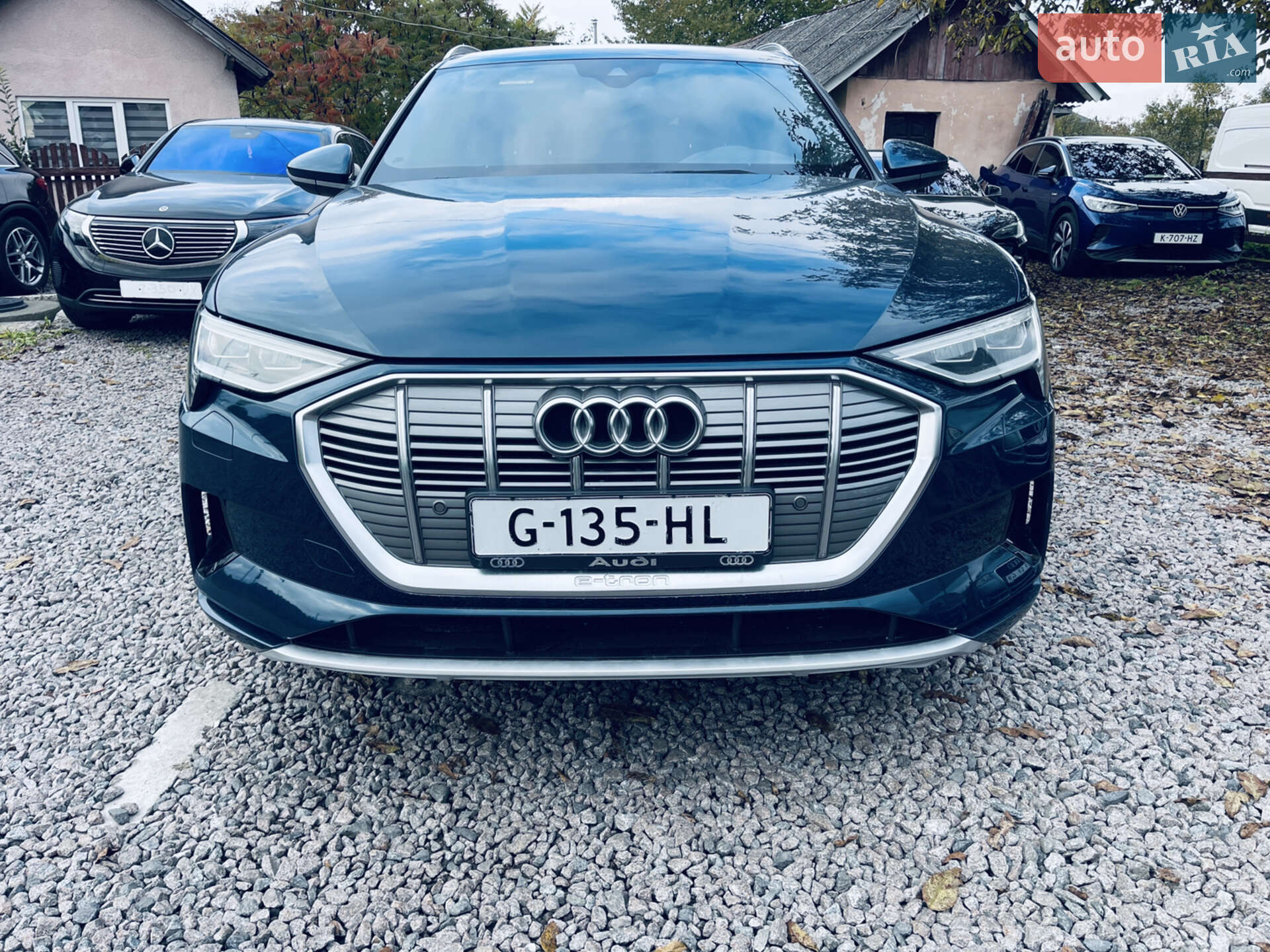 Audi e-tron 2019 VIN WAUZZZGE6LB006815 фото оголошення 3 з 38