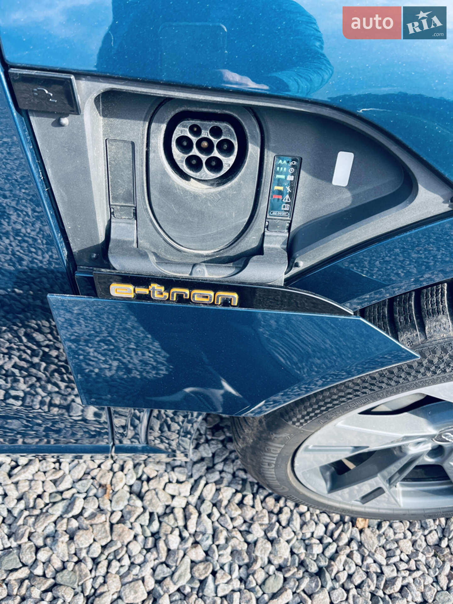 Audi e-tron 2019 VIN WAUZZZGE6LB006815 фото оголошення 22 з 38
