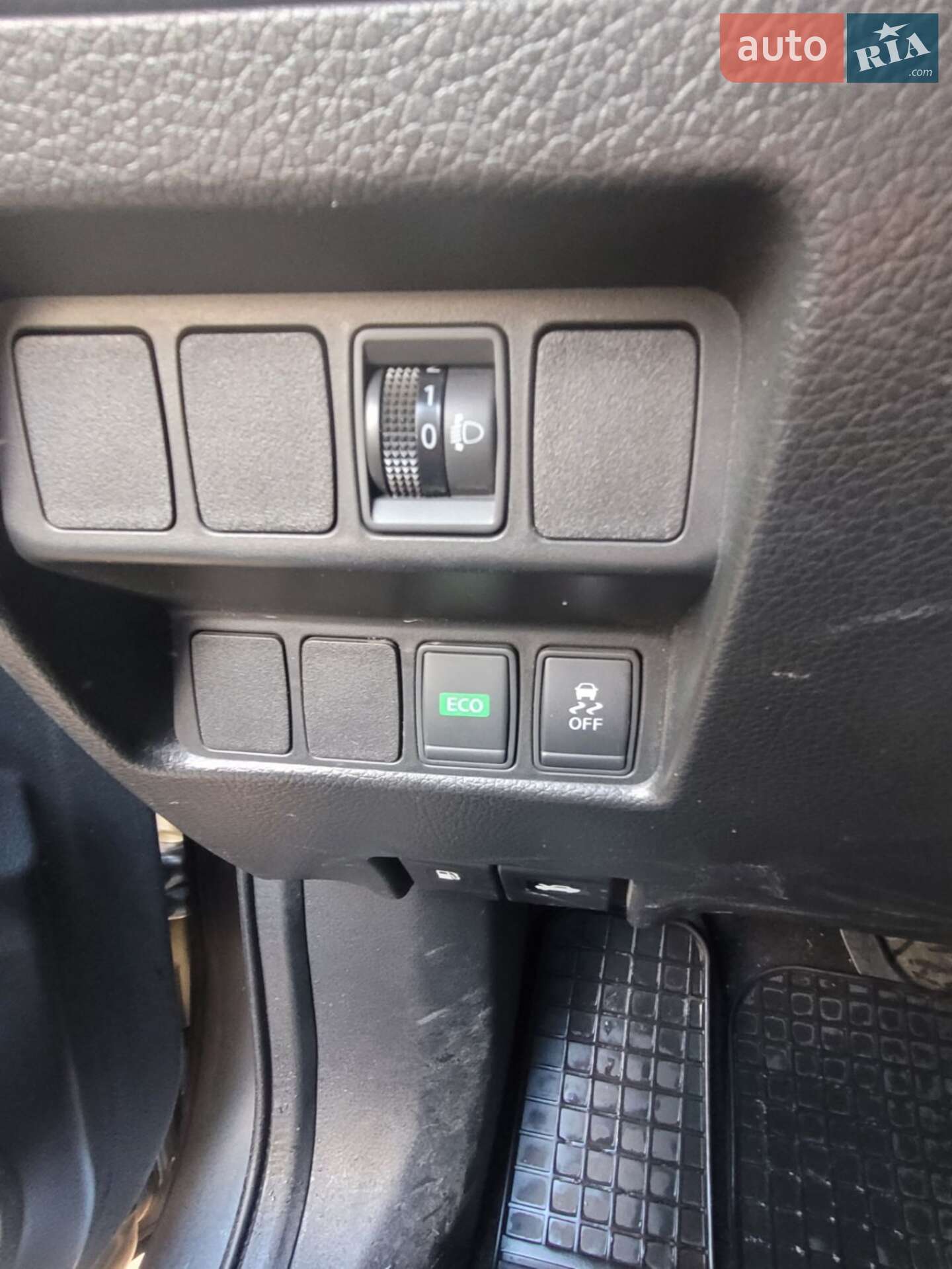 Nissan Qashqai 2016 VIN SJNFEAJ11U1775590 фото оголошення 13 з 15