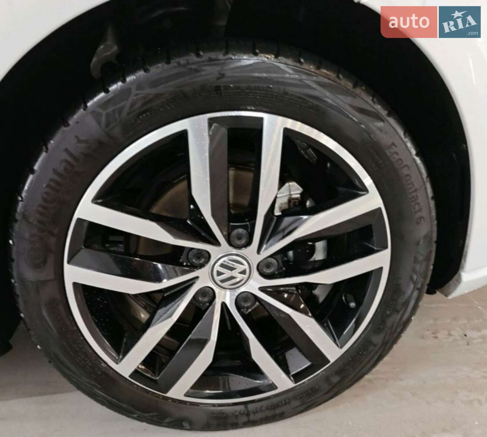Volkswagen Golf 2019 VIN WVWZZZAUZL8900036 фото оголошення 14 з 30