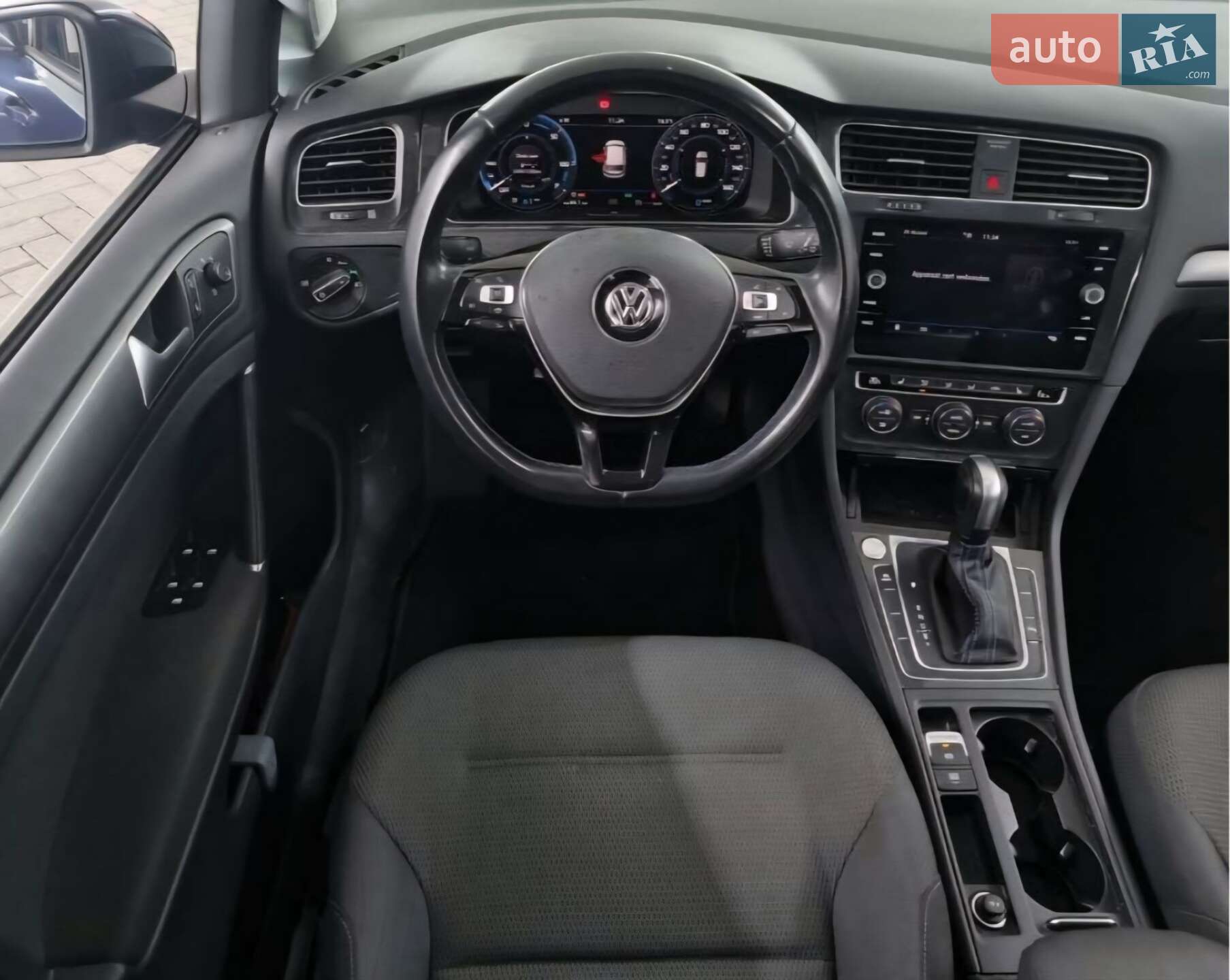 Volkswagen Golf 2019 VIN WVWZZZAUZL8900036 фото оголошення 16 з 30