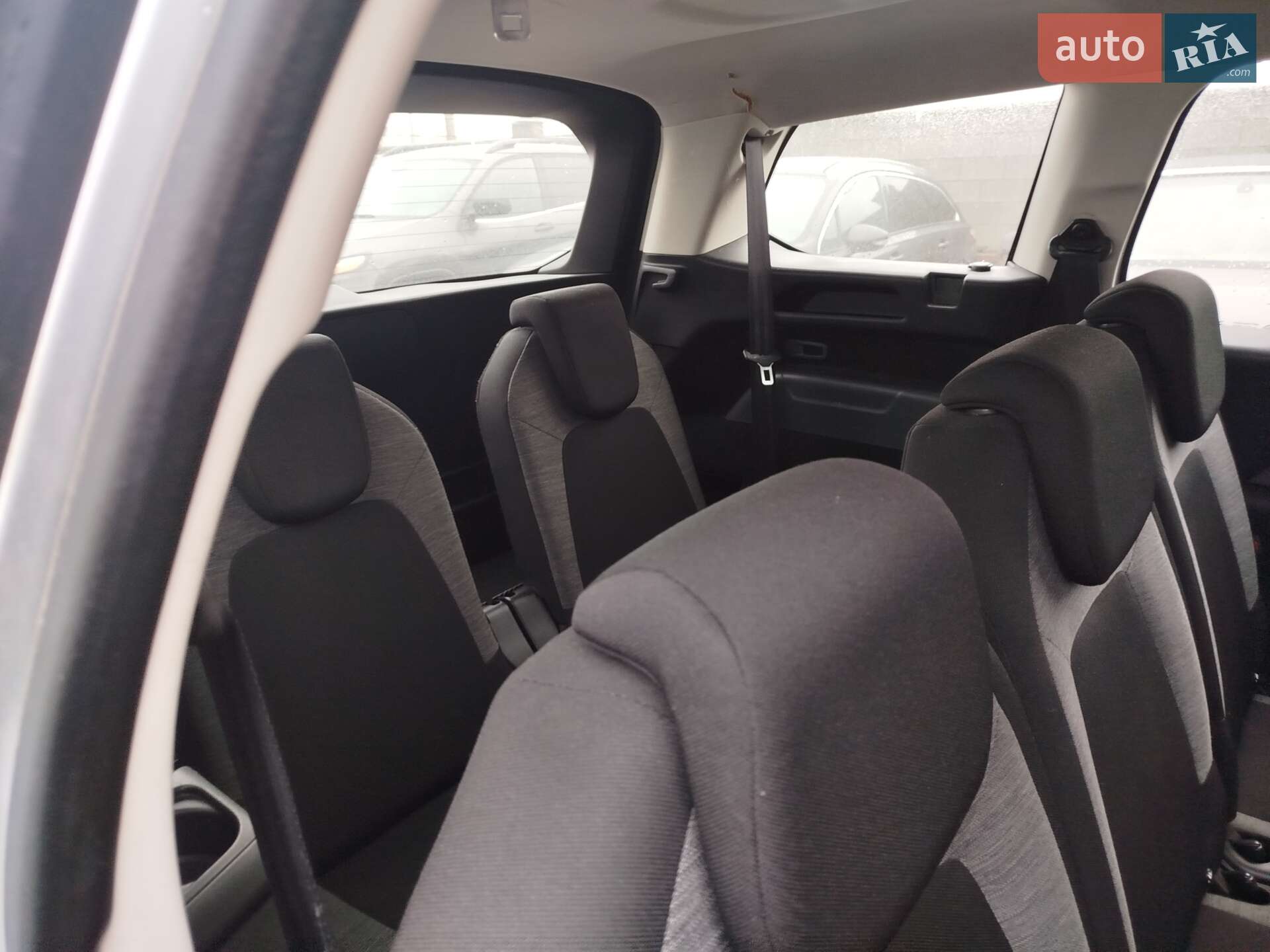 Citroen C4 Picasso 2015 VIN VF73A9HC8FJ523895 фото оголошення 25 з 30
