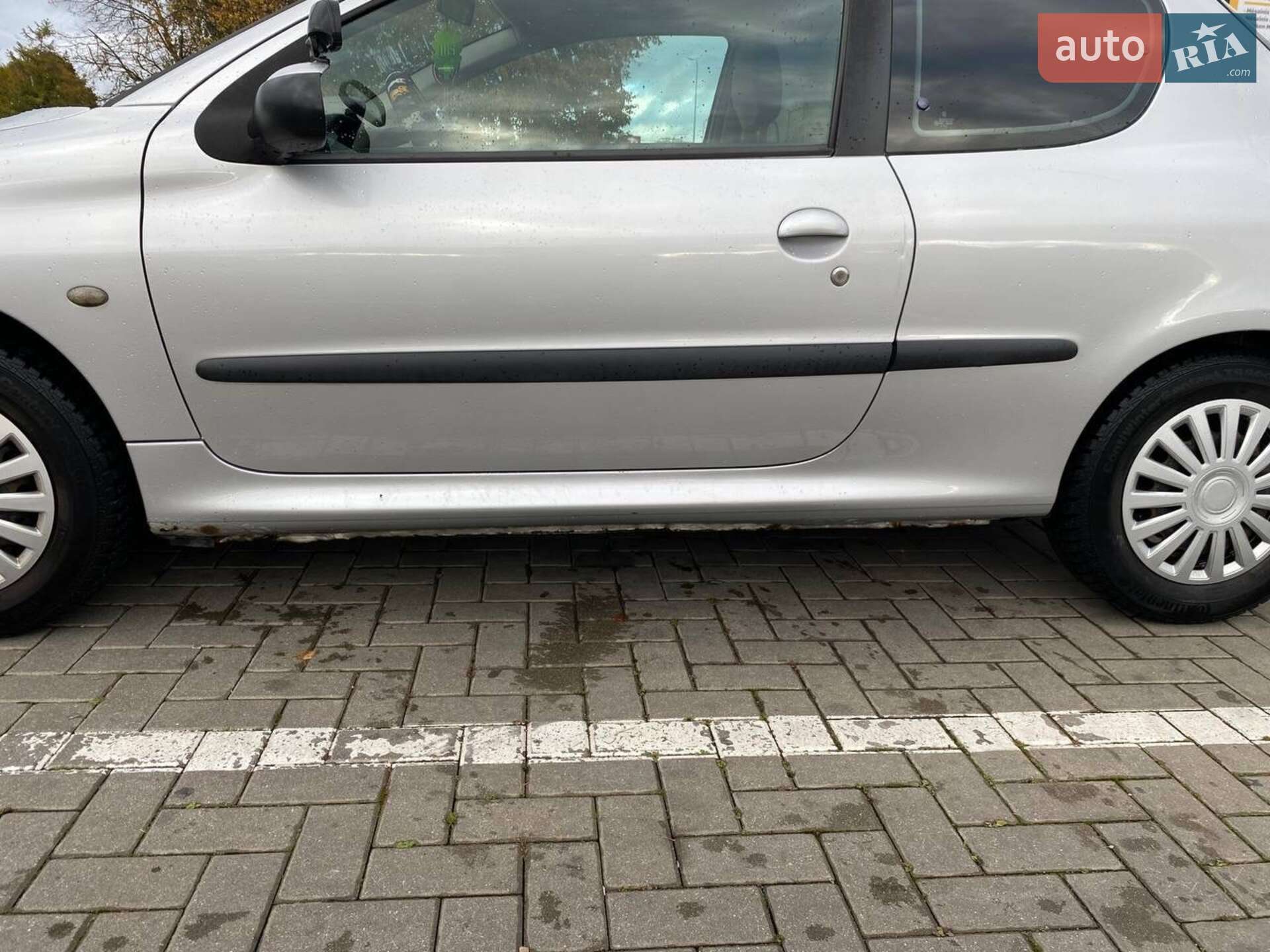 Peugeot 206 2003 VIN VF32CHFXA42957297 фото оголошення 7 з 11