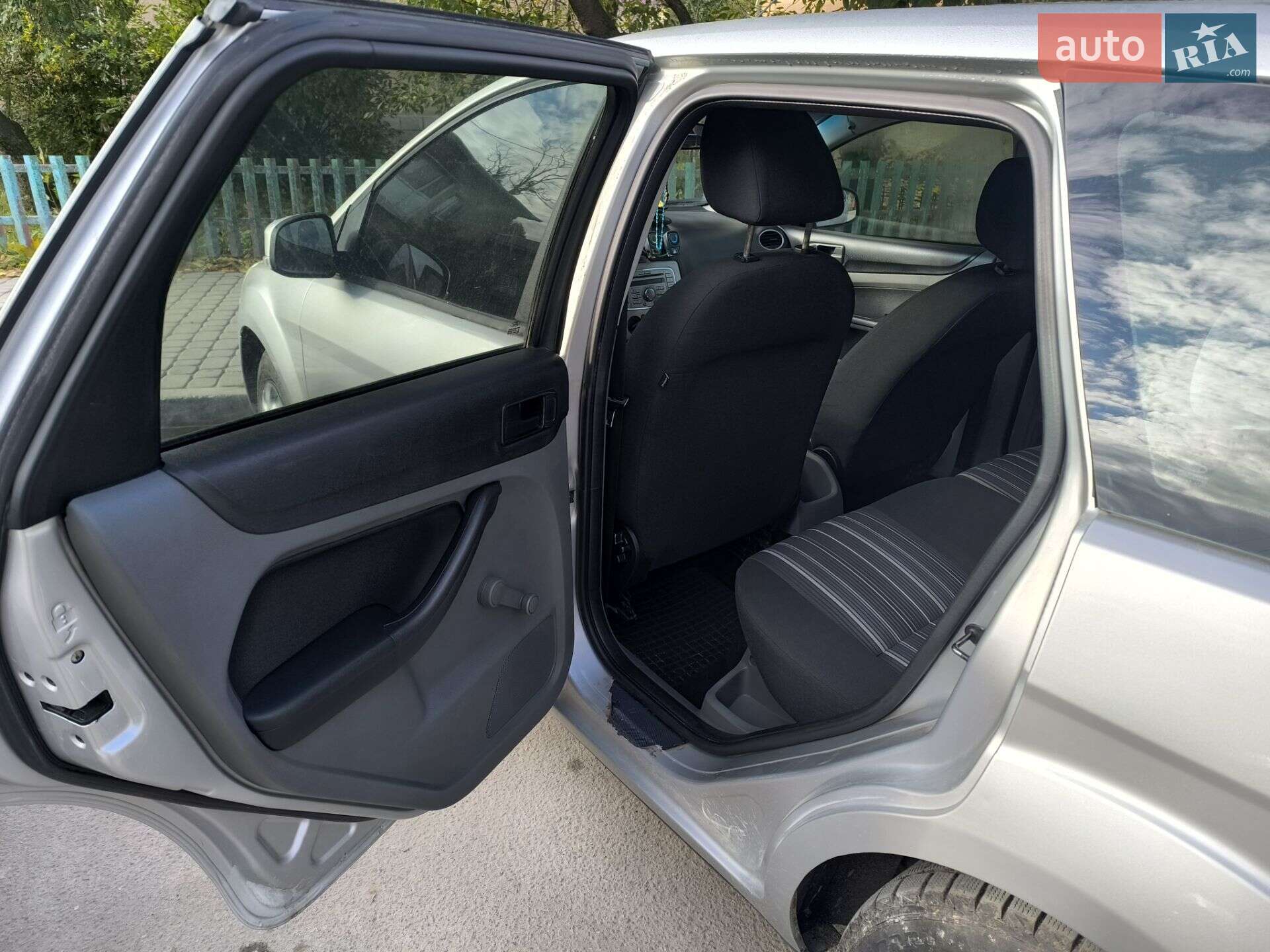 Ford Focus 2009 VIN WF0SXXGCDS9M89726 фото оголошення 5 з 12