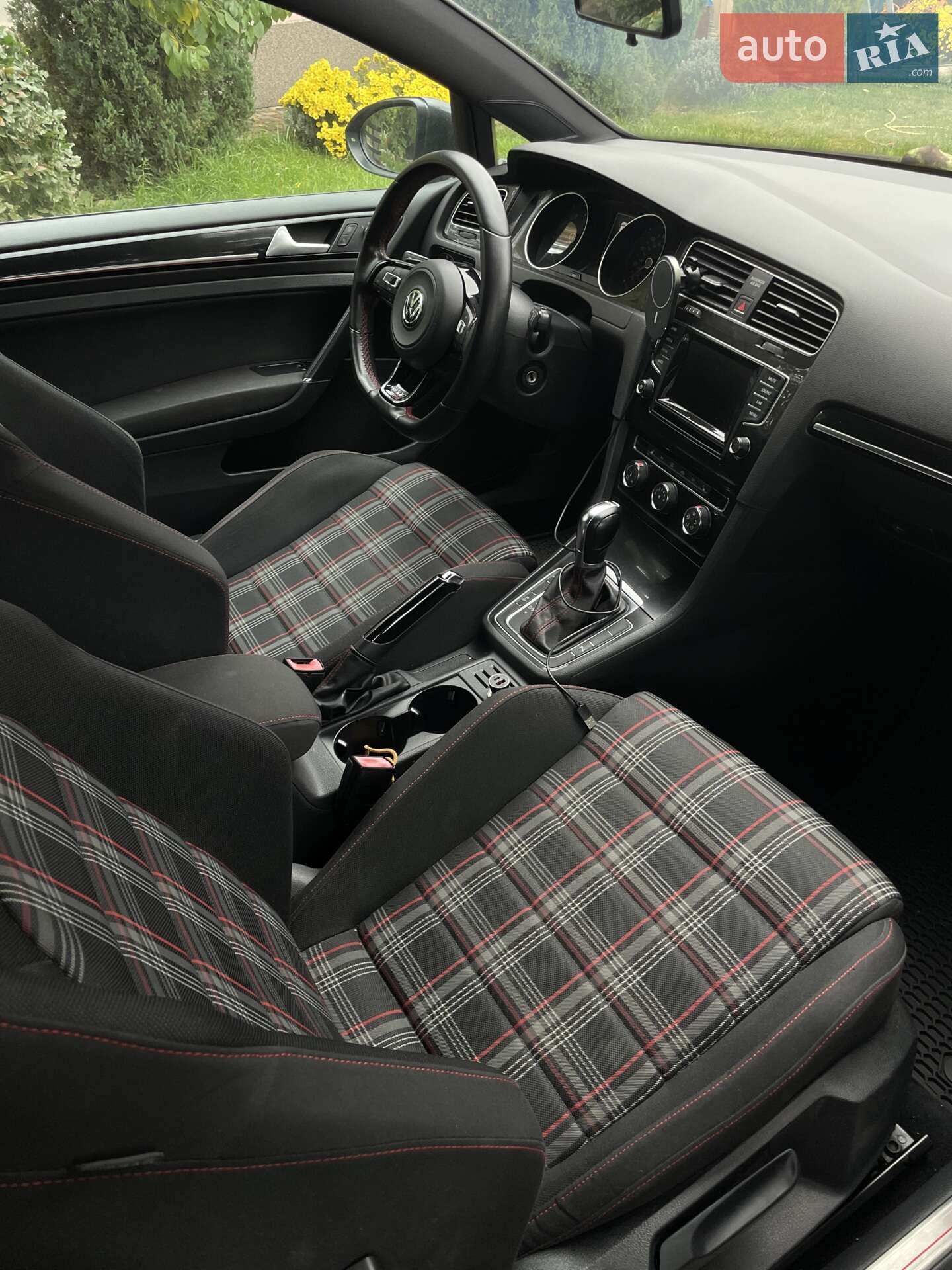 Volkswagen Golf GTI 2015 VIN 3VWT47AUXFM074427 фото оголошення 5 з 7