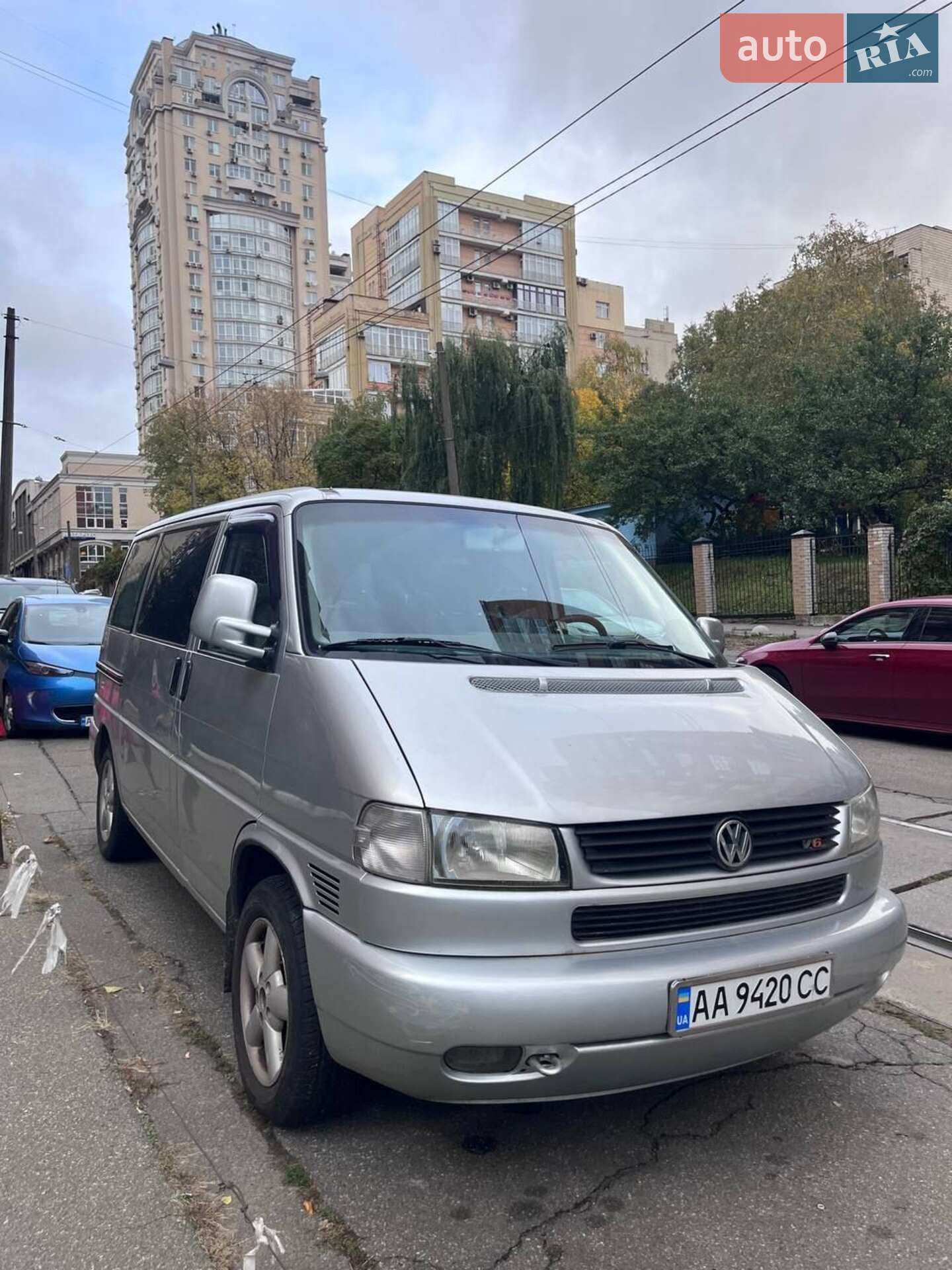 Volkswagen Multivan 2001 VIN WV2ZZZ70Z2H052693 фото оголошення 2 з 4
