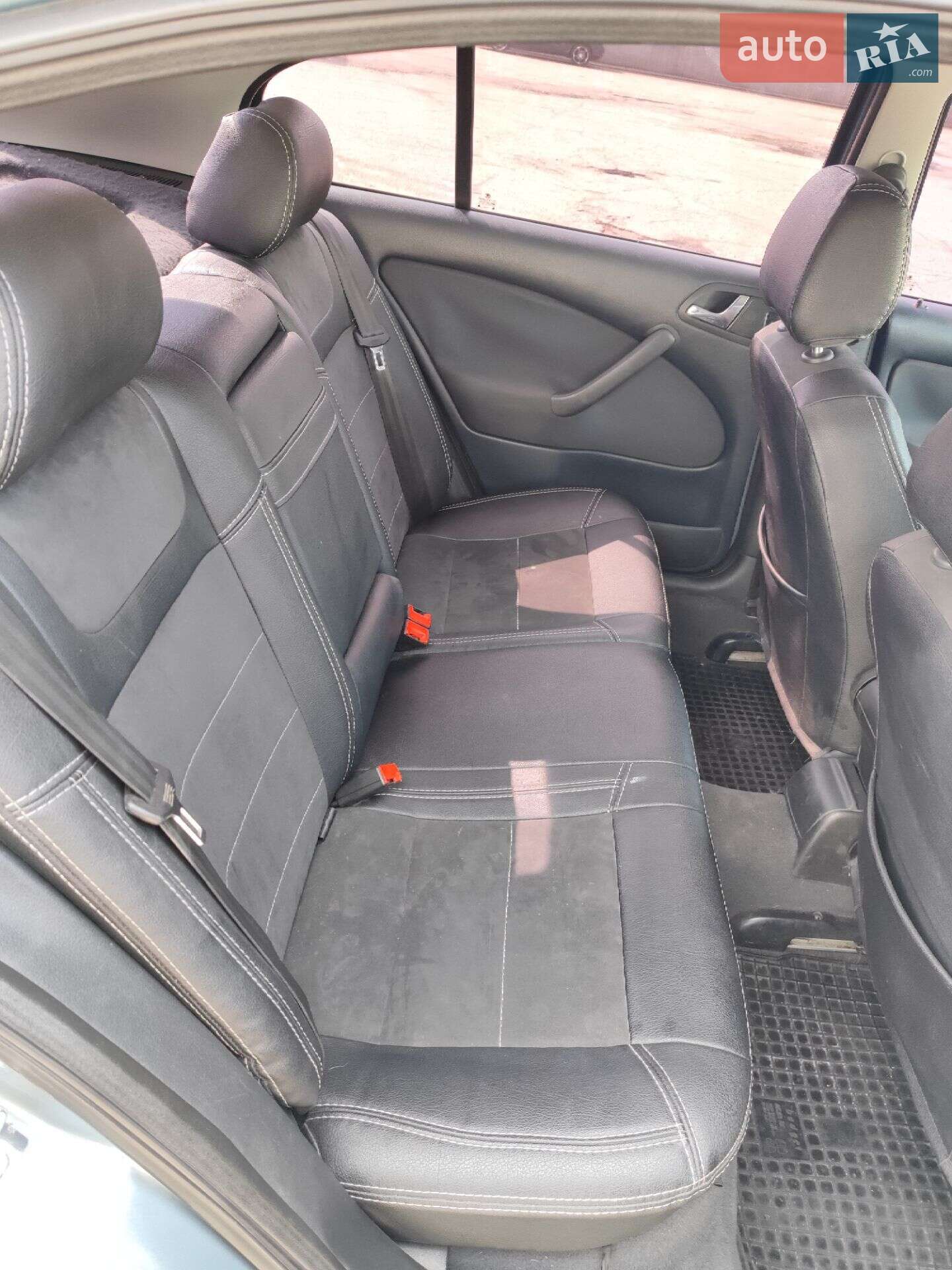 Skoda Octavia 2002 VIN TMBBL41U328569857 фото оголошення 13 з 16