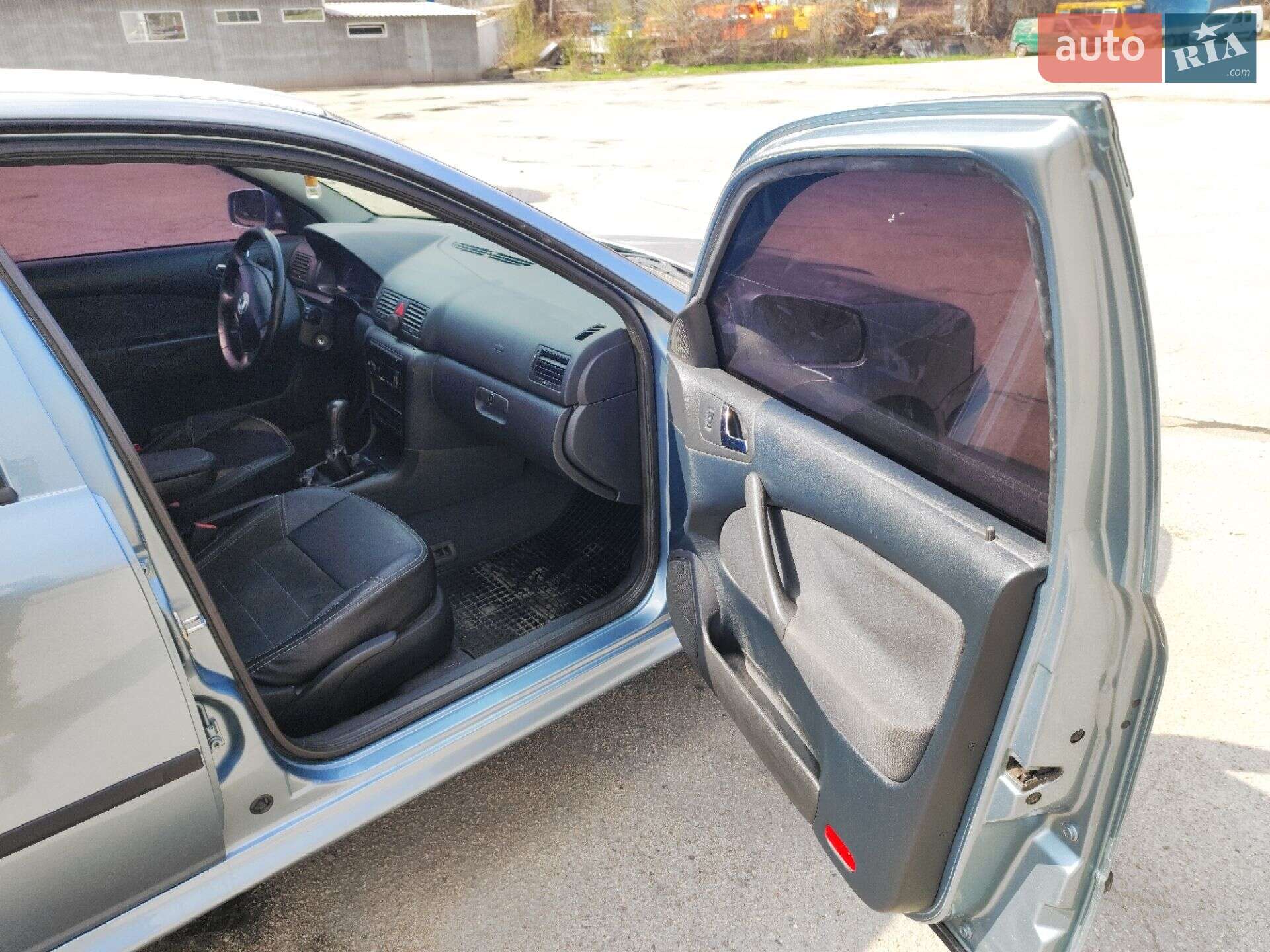 Skoda Octavia 2002 VIN TMBBL41U328569857 фото оголошення 15 з 16