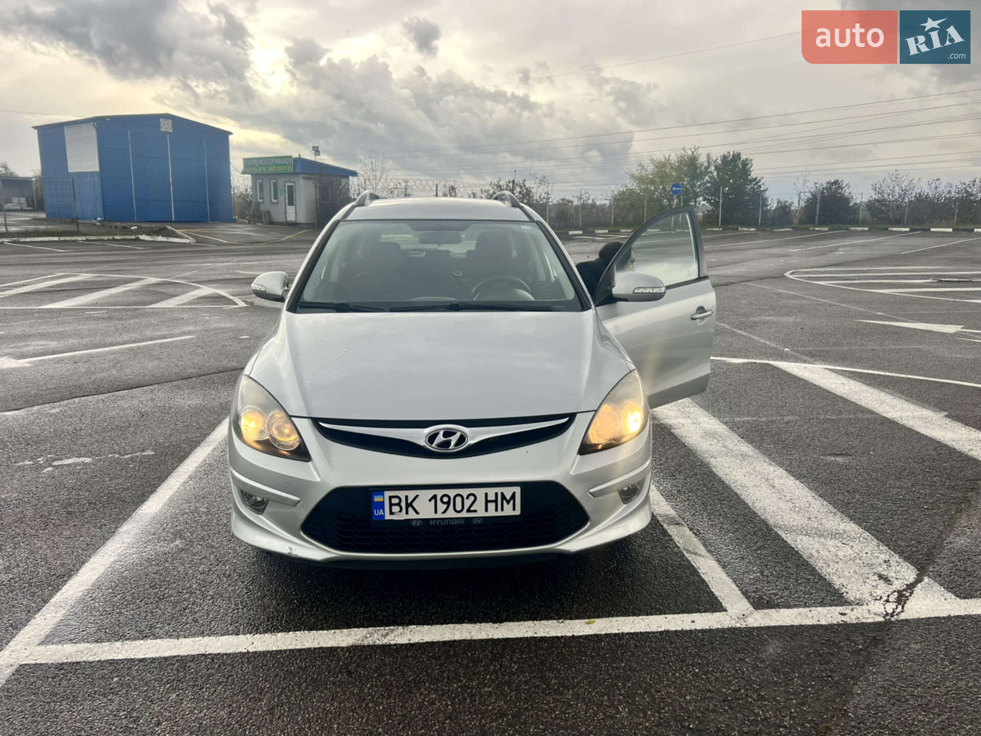 Hyundai i30 Wagon 2011 VIN TMADC81DBCJ080926 фото оголошення 2 з 16