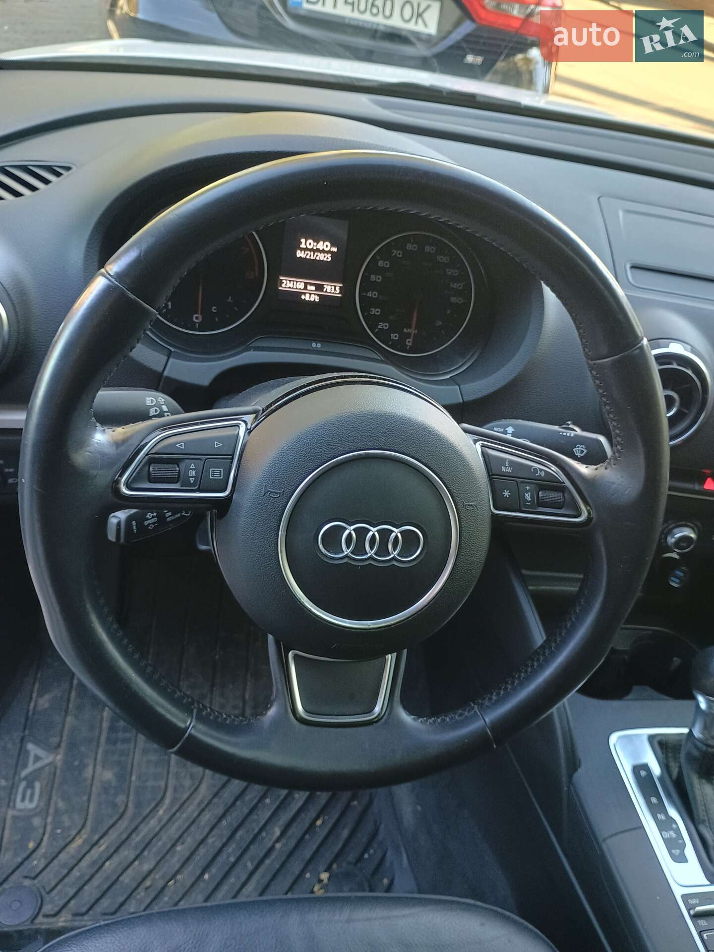 Audi A3 2014 VIN WAUBFGFF7F1008012 фото оголошення 3 з 11