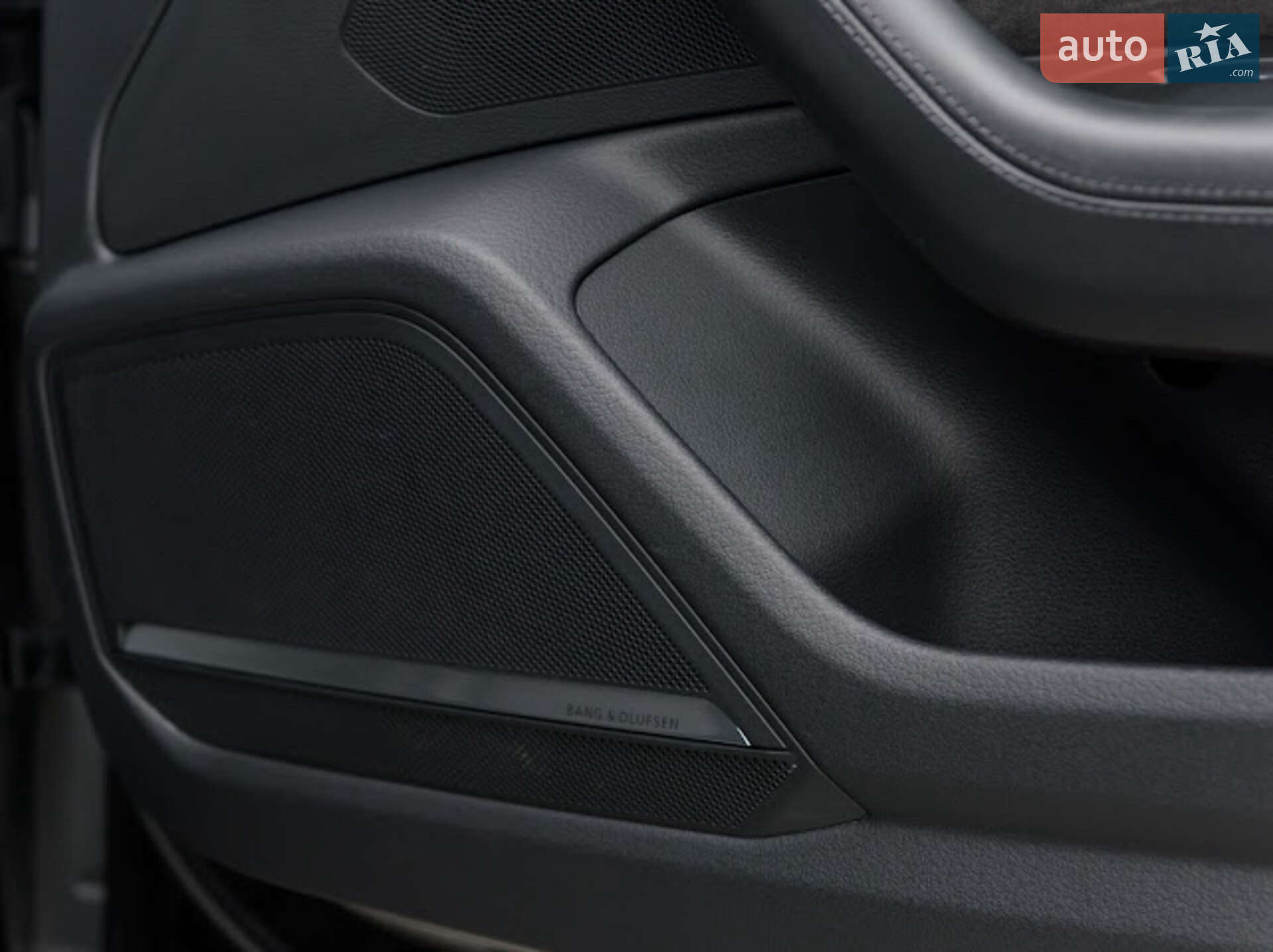 Audi A7 Sportback 2018 VIN WAUZZZF24KN010026 фото оголошення 12 з 30