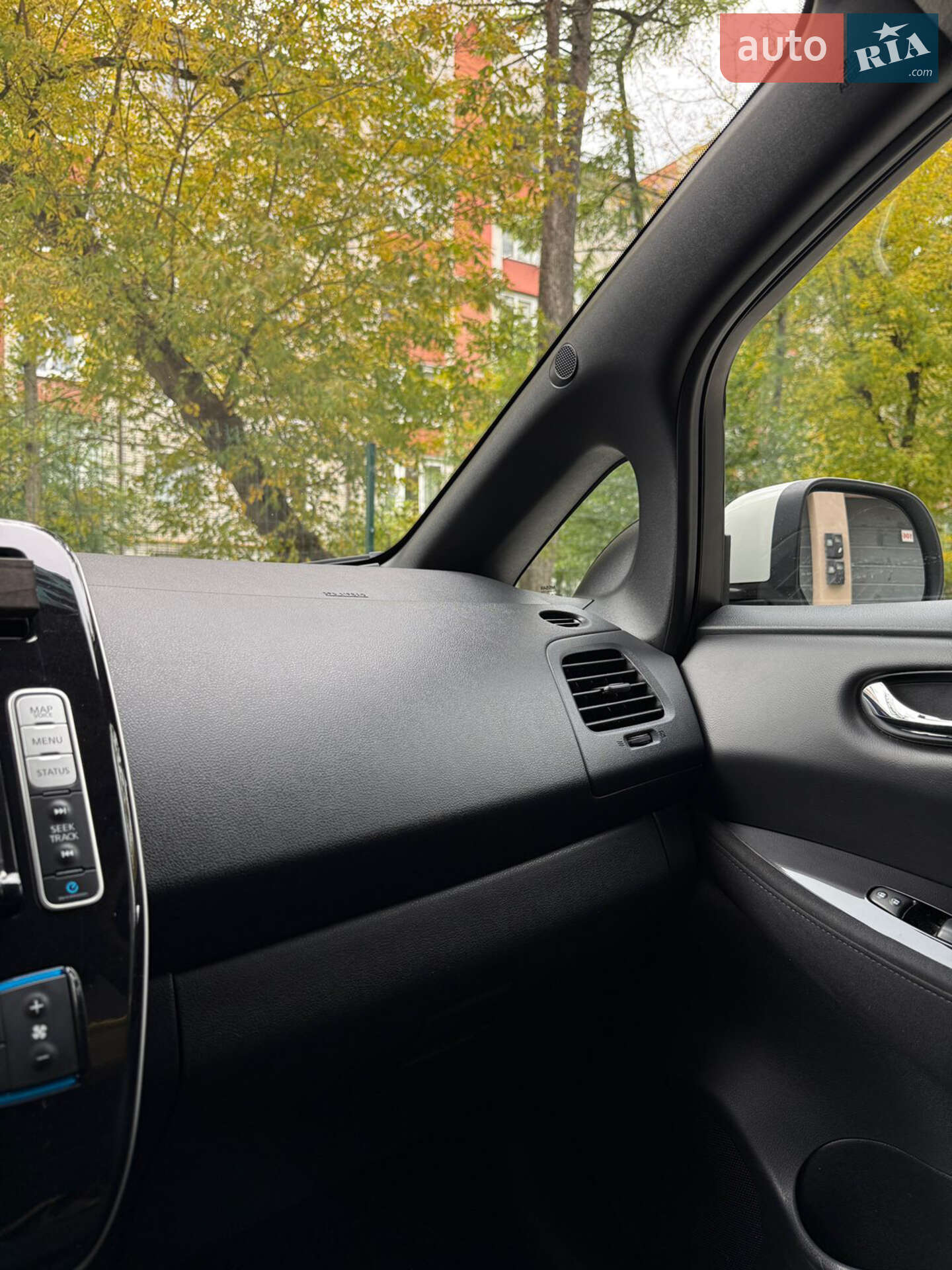 Nissan Leaf 2014 VIN SJNFAAZE0U6019134 фото оголошення 28 з 31
