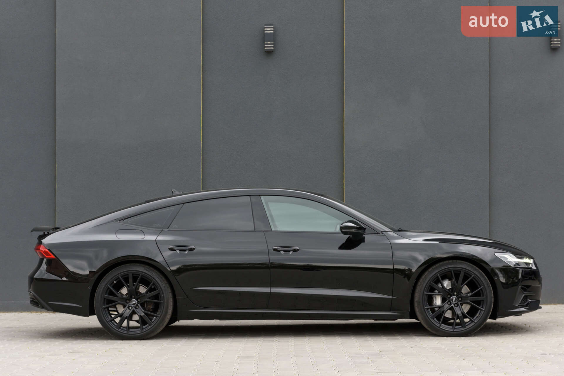 Audi A7 Sportback 2018 VIN WAUZZZF24KN010026 фото оголошення 25 з 30