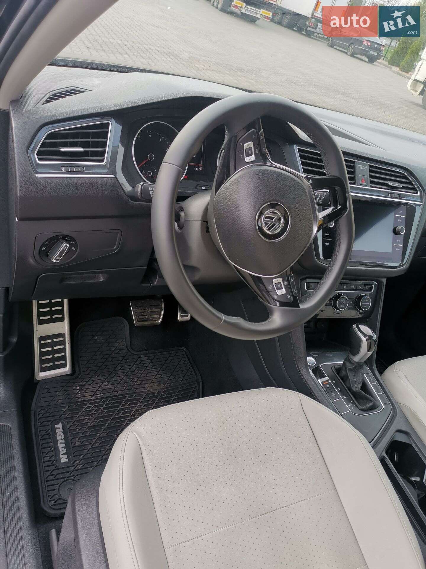 Volkswagen Tiguan 2019 VIN 3VV3B7AX7LM067046 фото оголошення 11 з 23