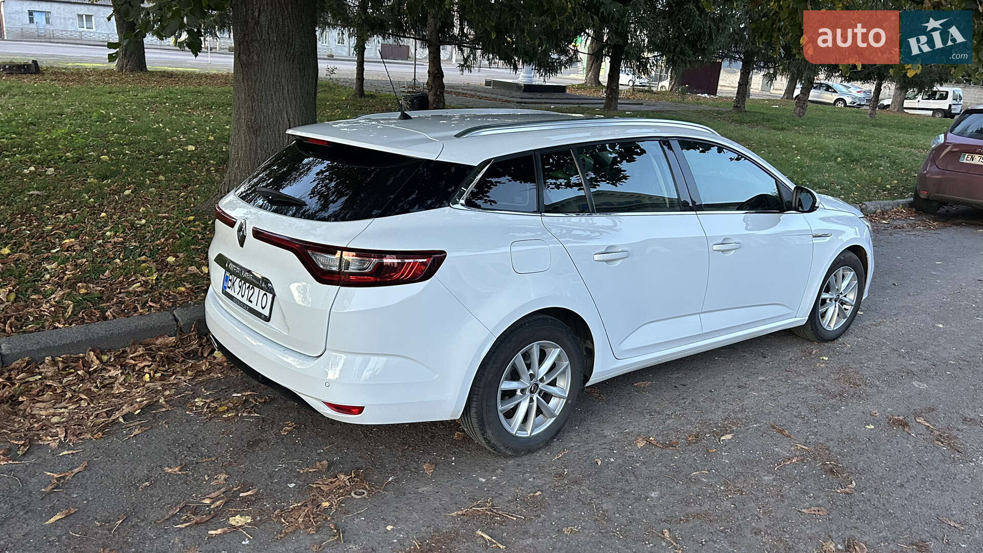 Renault Megane 2016 VIN VF1RFB00057031926 фото оголошення 33 з 54