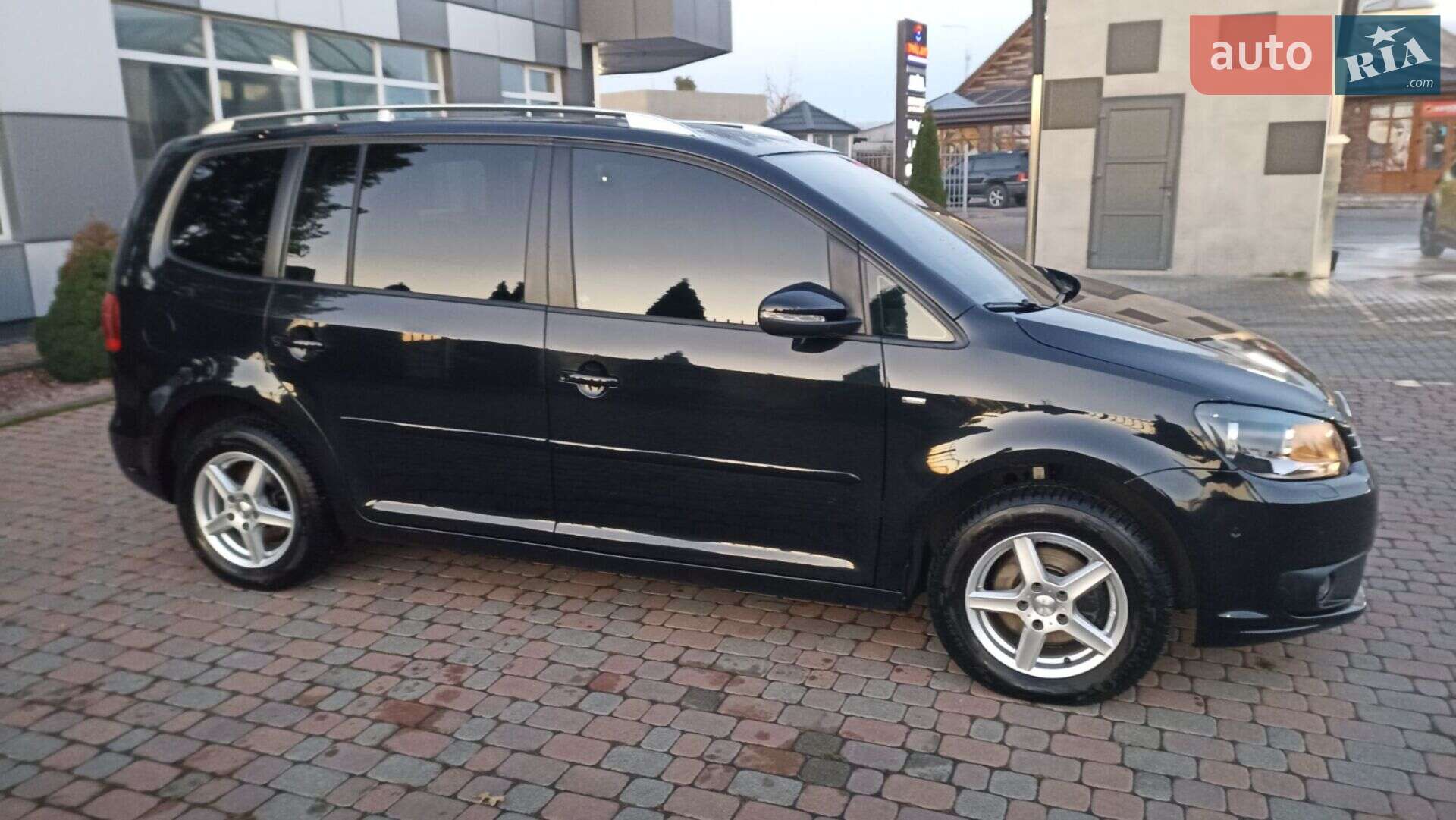 Volkswagen Touran 2015 VIN WVGZZZ1TZFW046317 фото оголошення 4 з 98