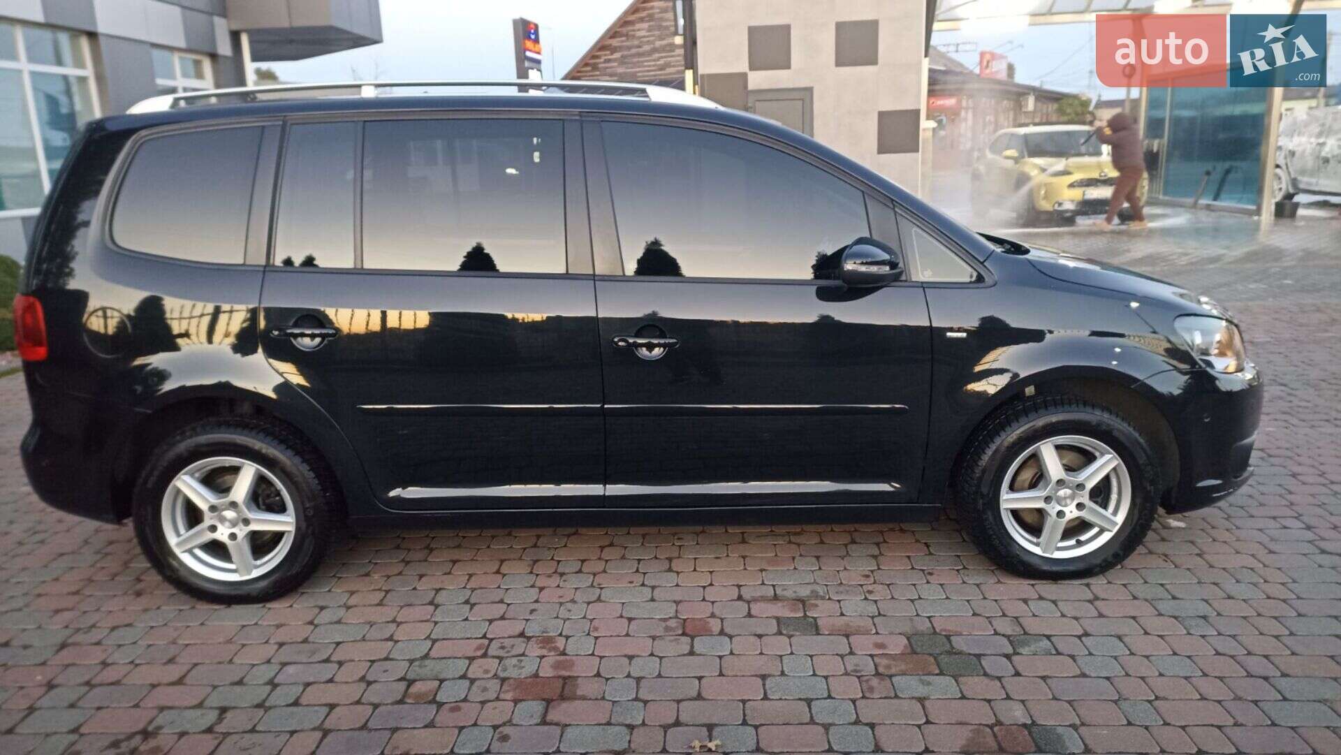 Volkswagen Touran 2015 VIN WVGZZZ1TZFW046317 фото оголошення 6 з 98