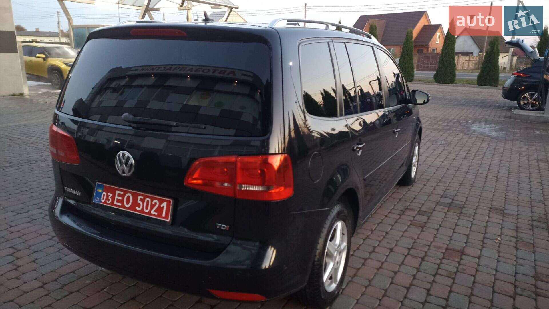 Volkswagen Touran 2015 VIN WVGZZZ1TZFW046317 фото оголошення 13 з 98