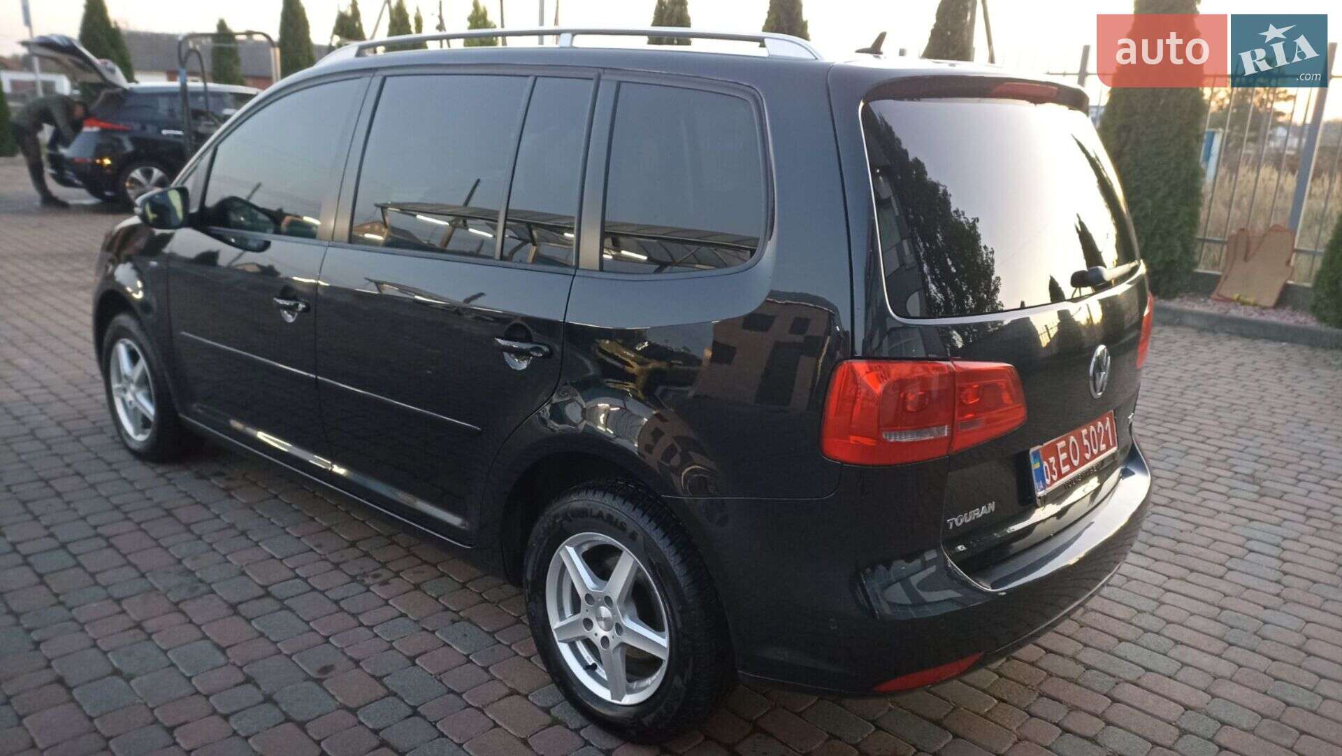Volkswagen Touran 2015 VIN WVGZZZ1TZFW046317 фото оголошення 20 з 98