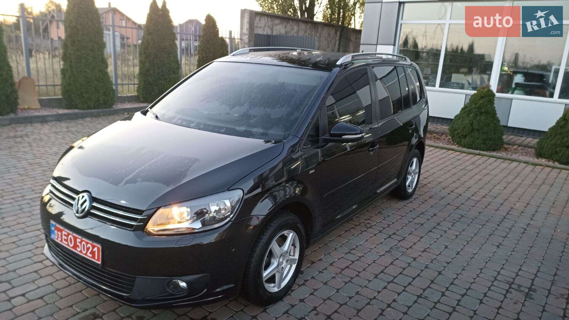 Volkswagen Touran 2015 VIN WVGZZZ1TZFW046317 фото оголошення 28 з 98