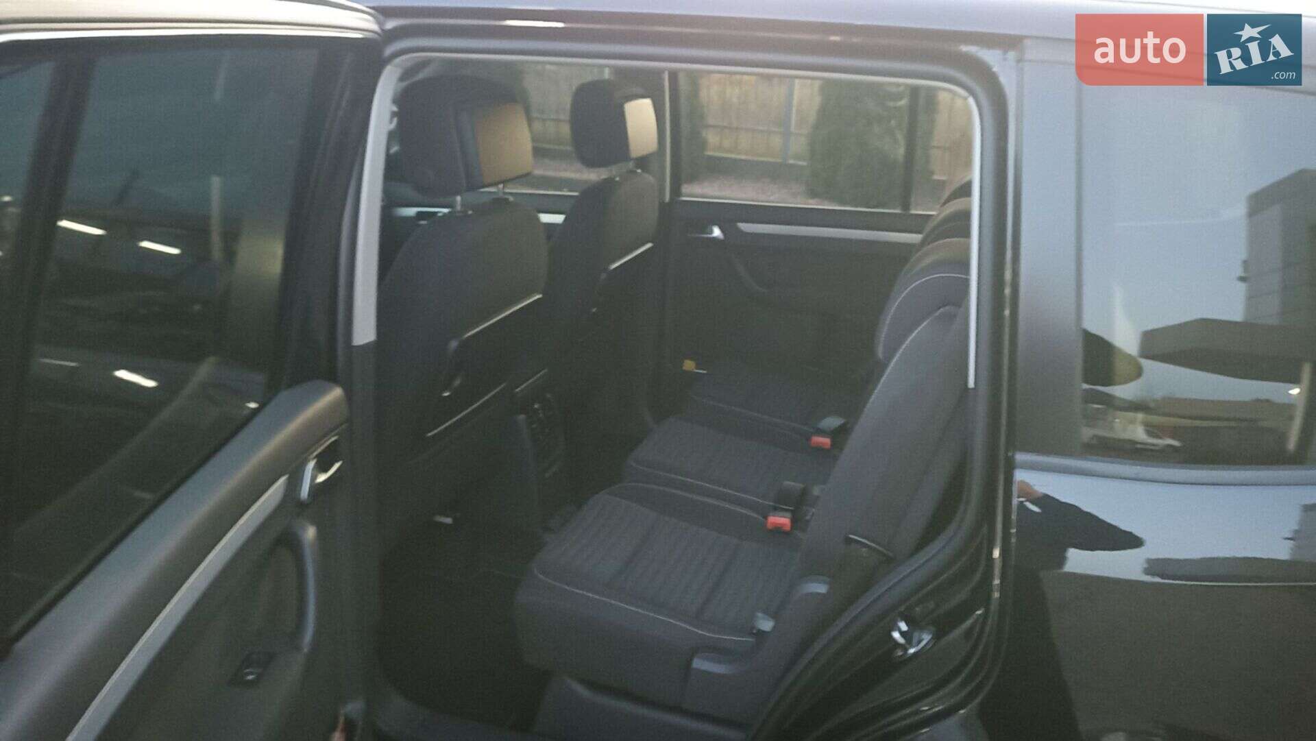 Volkswagen Touran 2015 VIN WVGZZZ1TZFW046317 фото оголошення 29 з 98